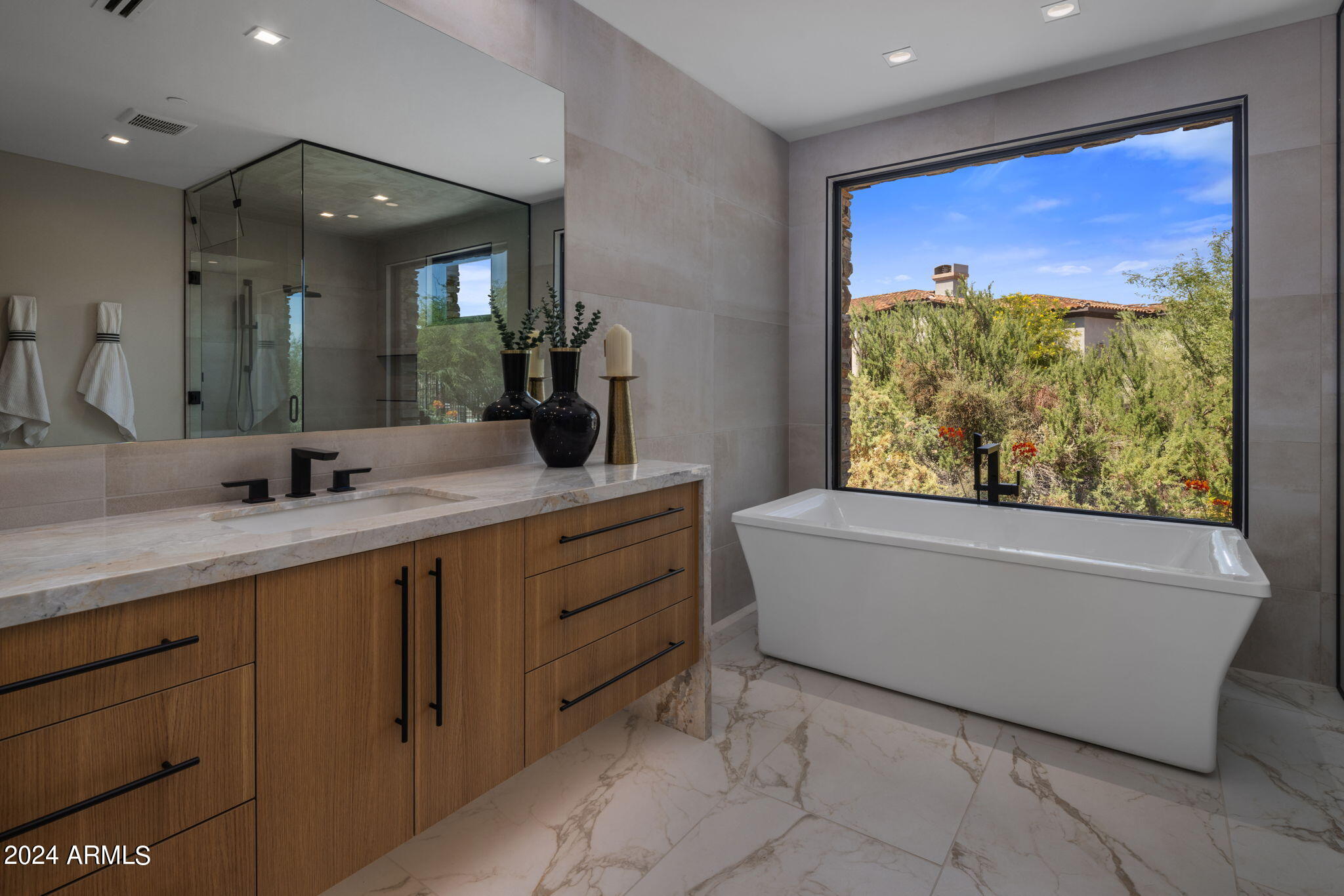 BOULDER CREST ESTATES UNIT 3 AT TROON NORTH - Residential