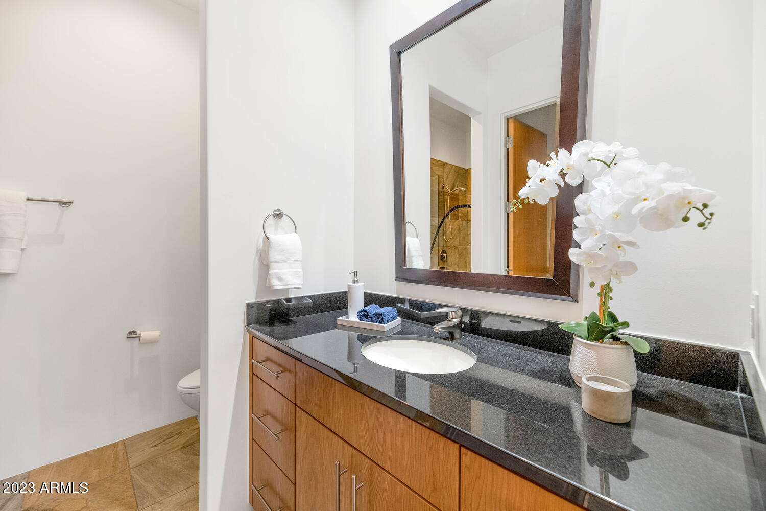 LAFAYETTE VILLA 5 - Residential