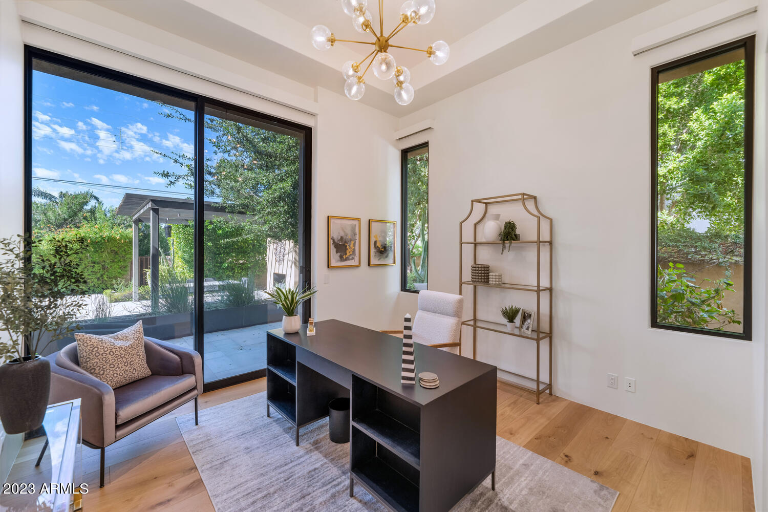 LAFAYETTE VILLA 5 - Residential