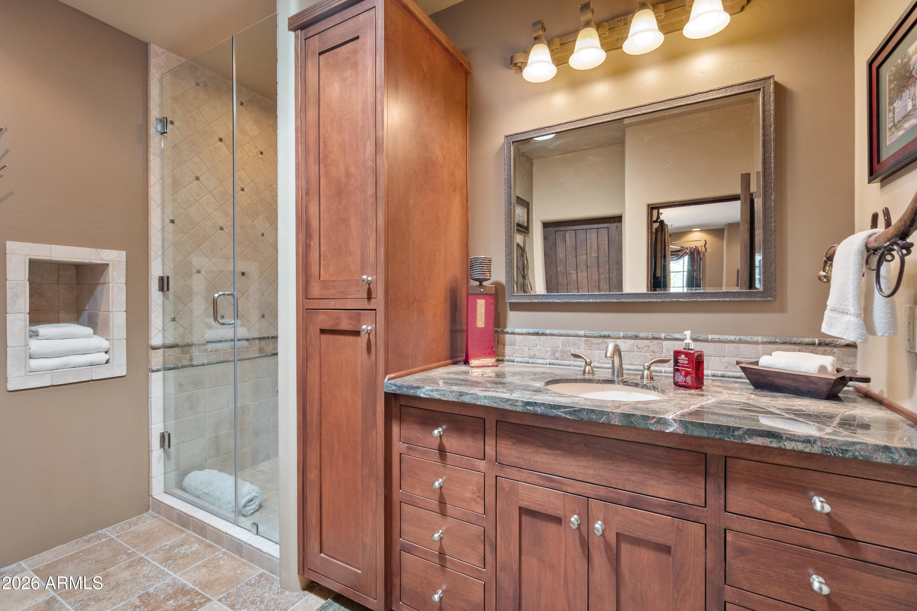 HIGH VALLEY RANCH - Residential