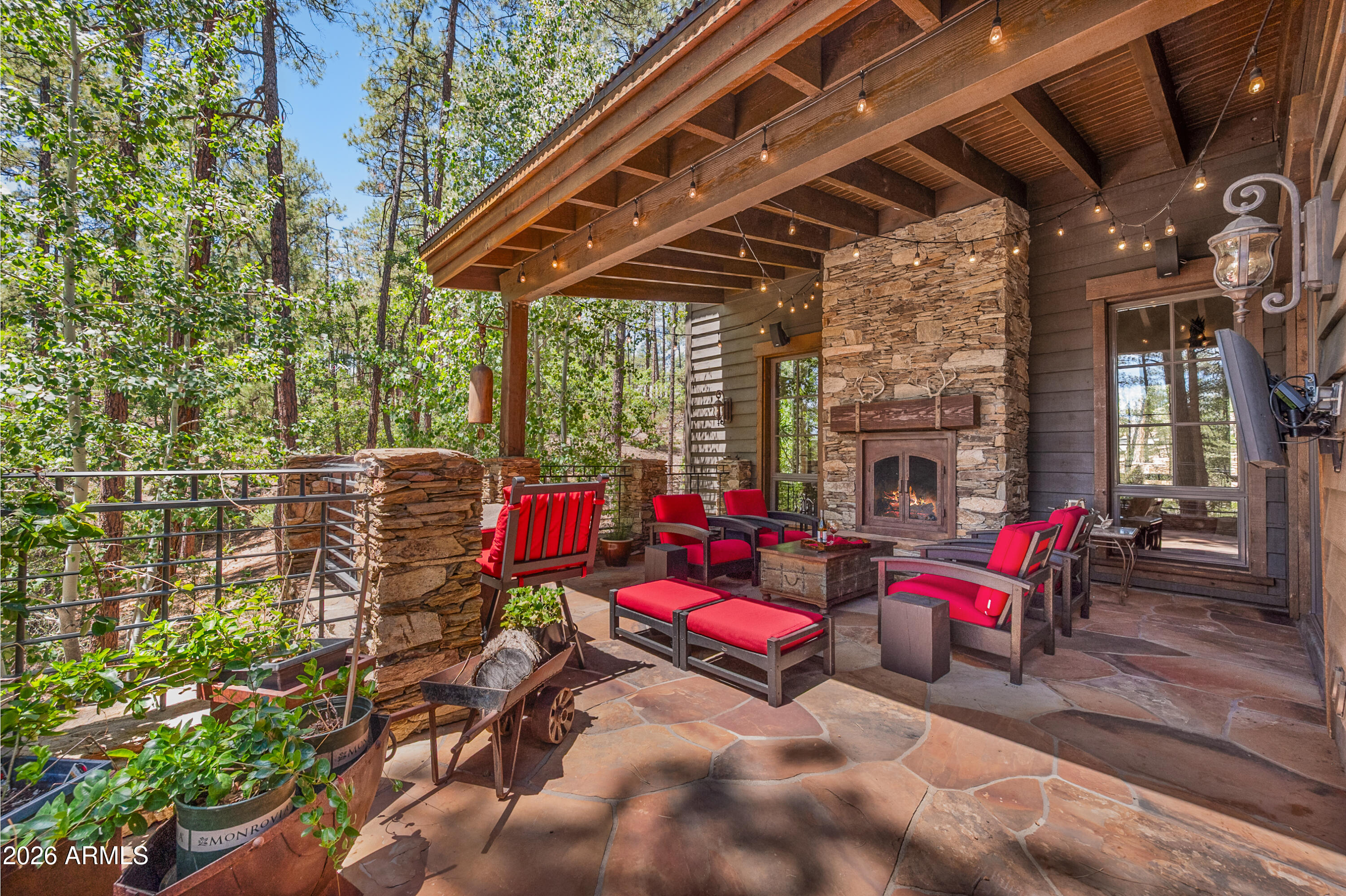 HIGH VALLEY RANCH - Residential