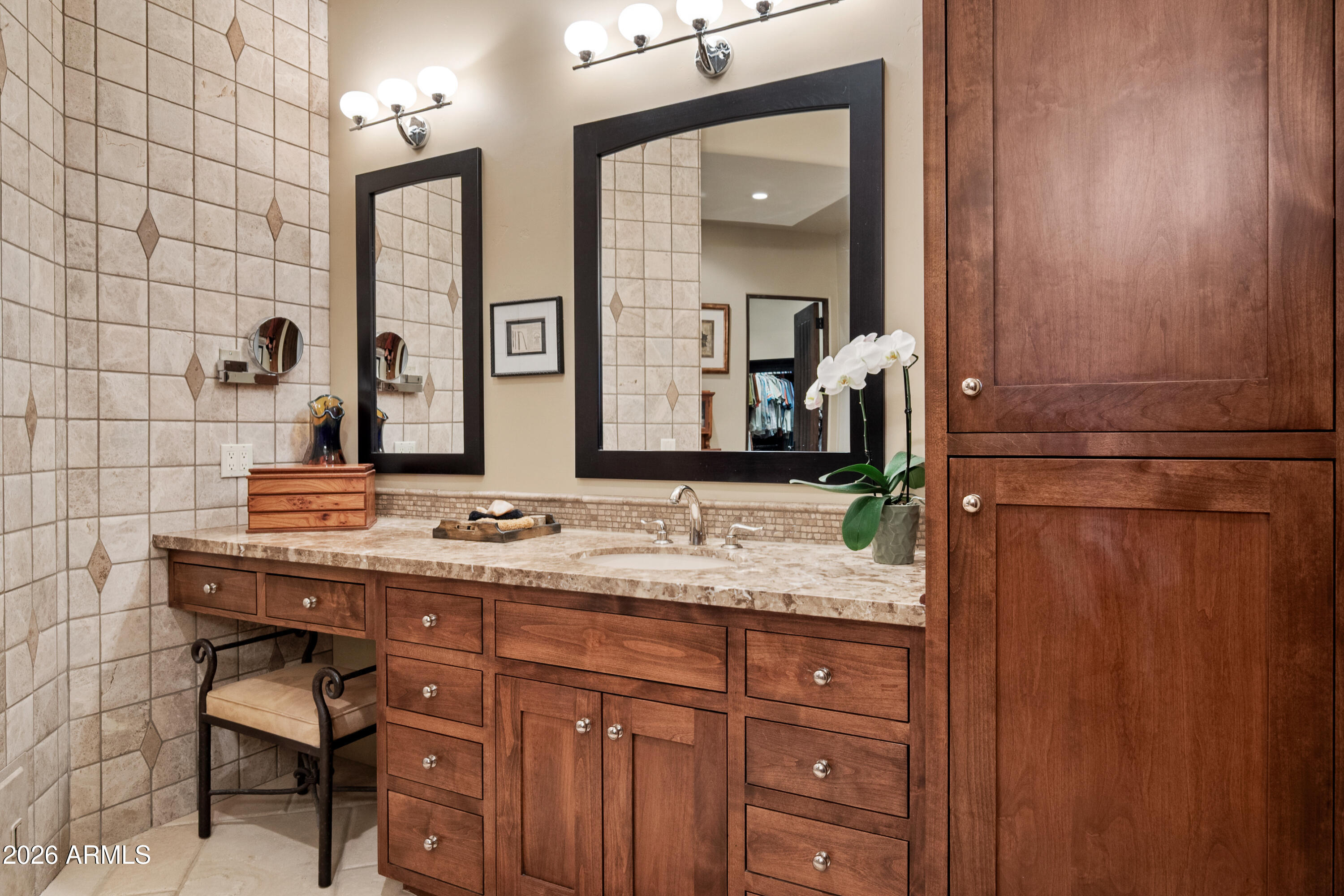 HIGH VALLEY RANCH - Residential