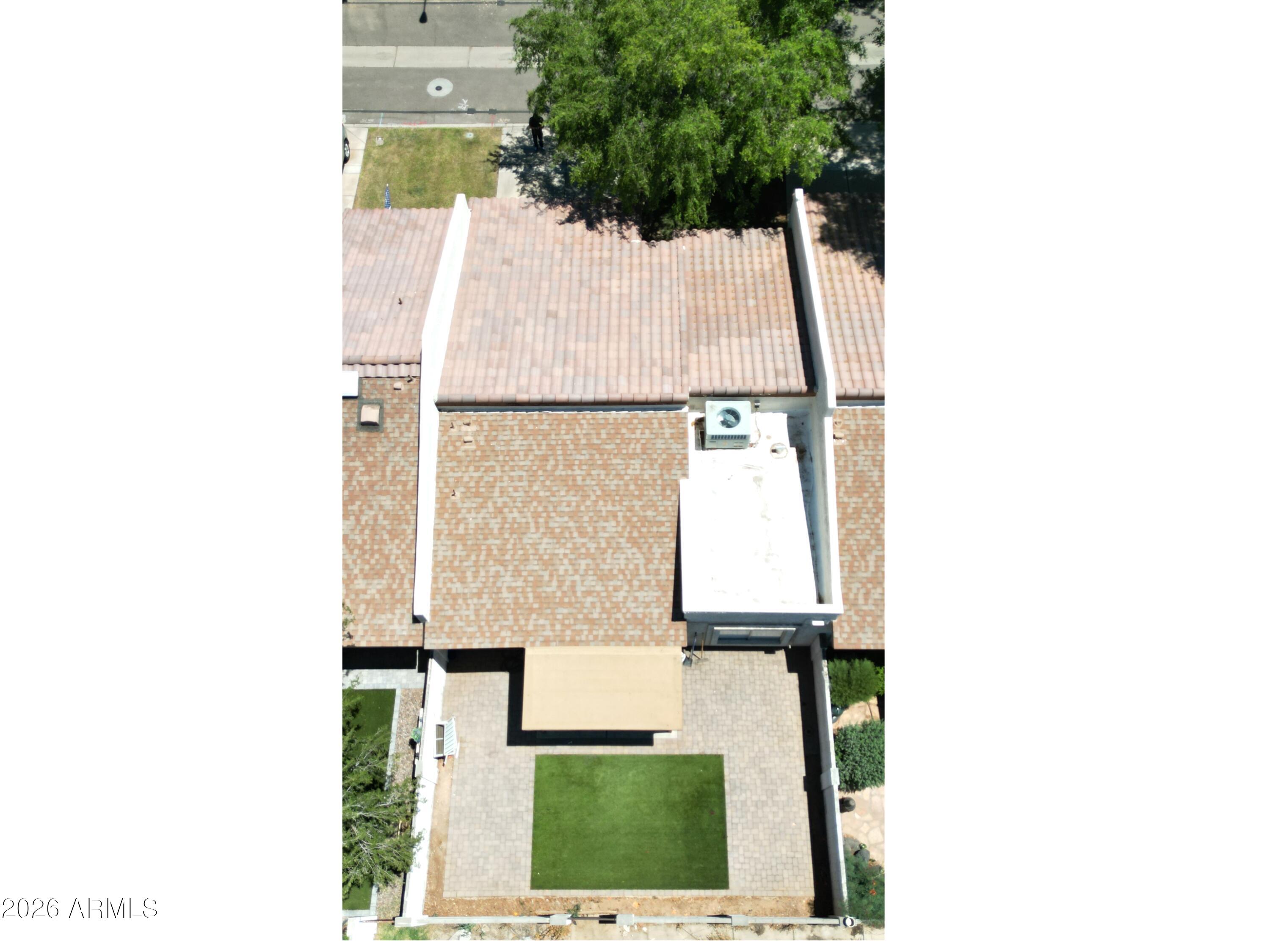 HACIENDA DEL SOL - Residential