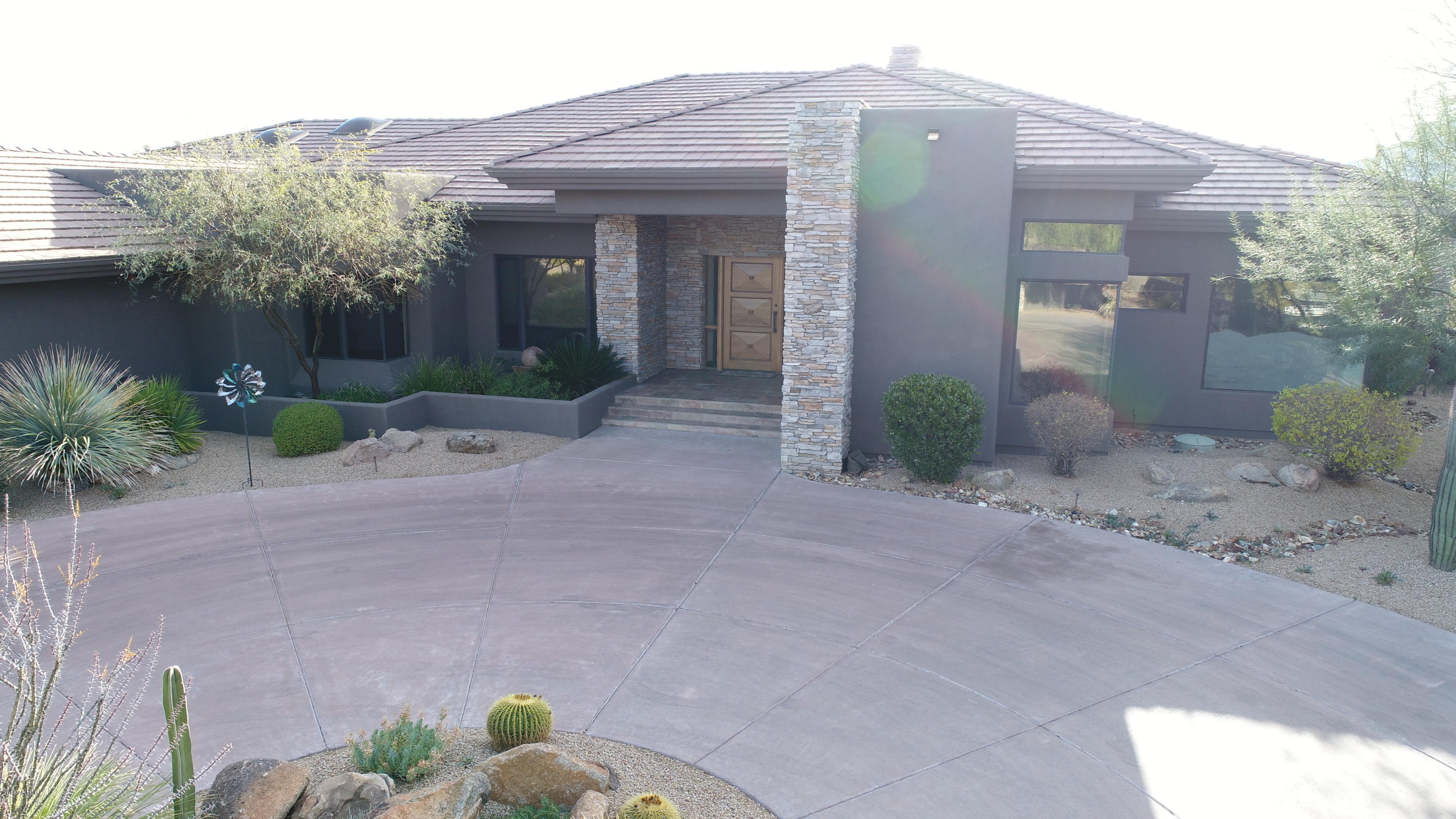 YEARLING ESTATES - Residential
