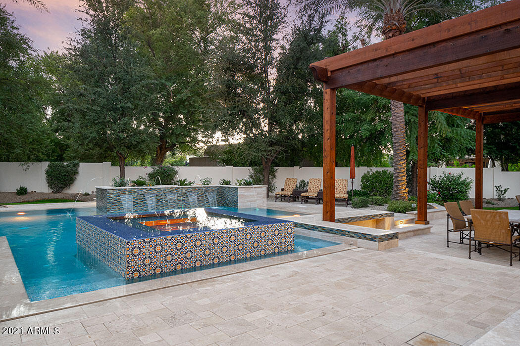 SUN DANCER ESTATES - Residential