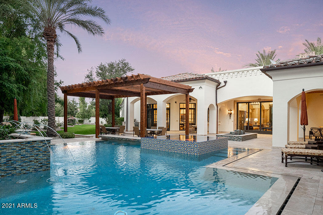 SUN DANCER ESTATES - Residential