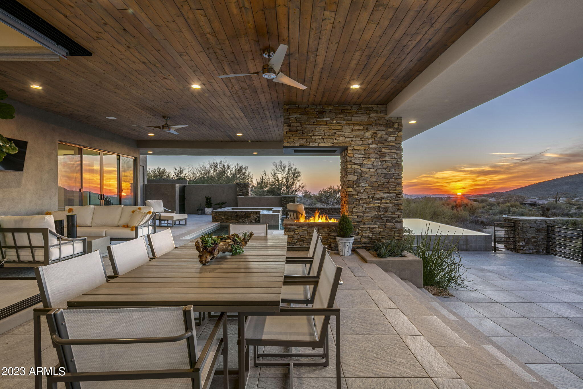 DESERT MOUNTAIN - Residential