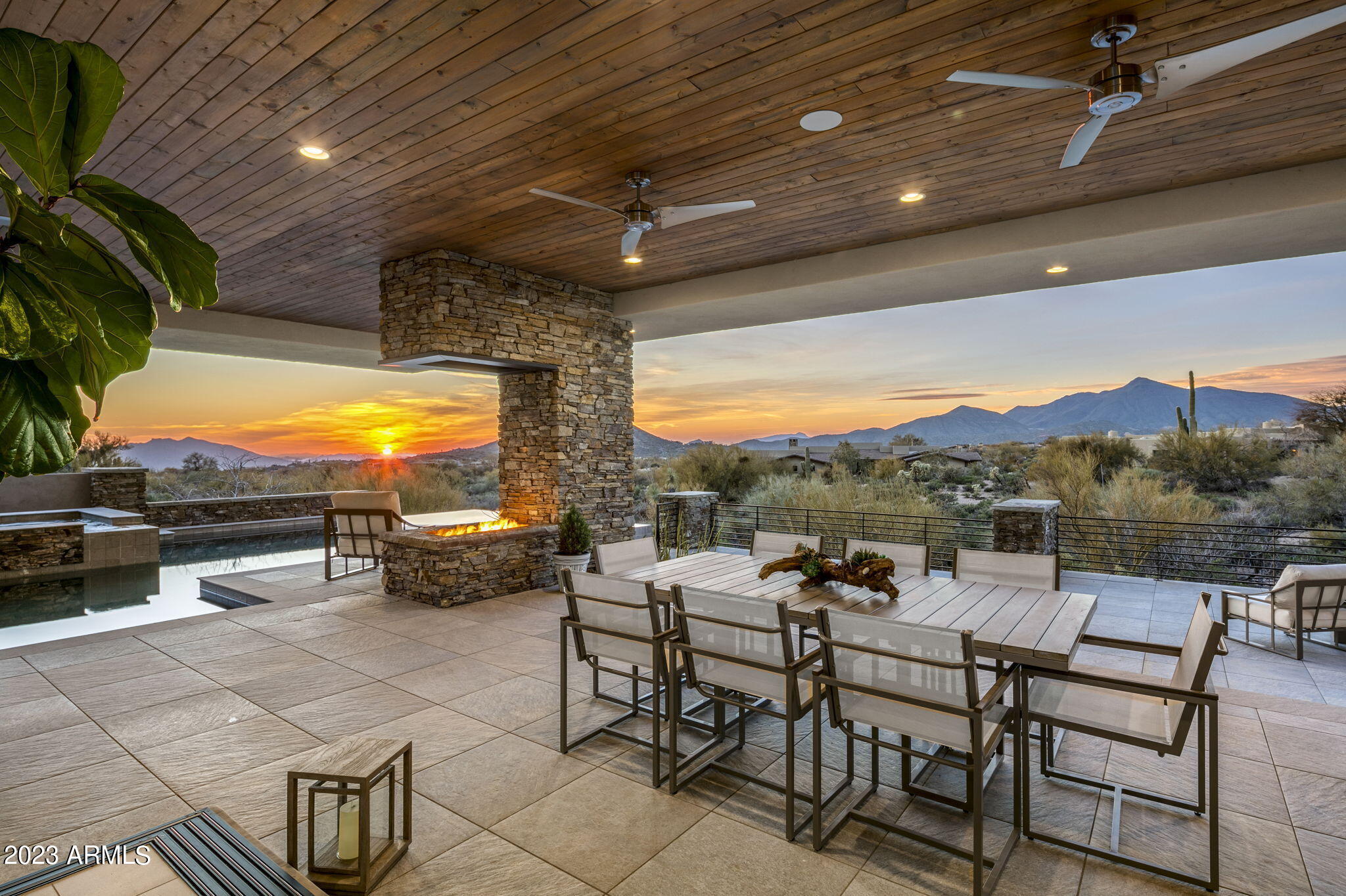 DESERT MOUNTAIN - Residential