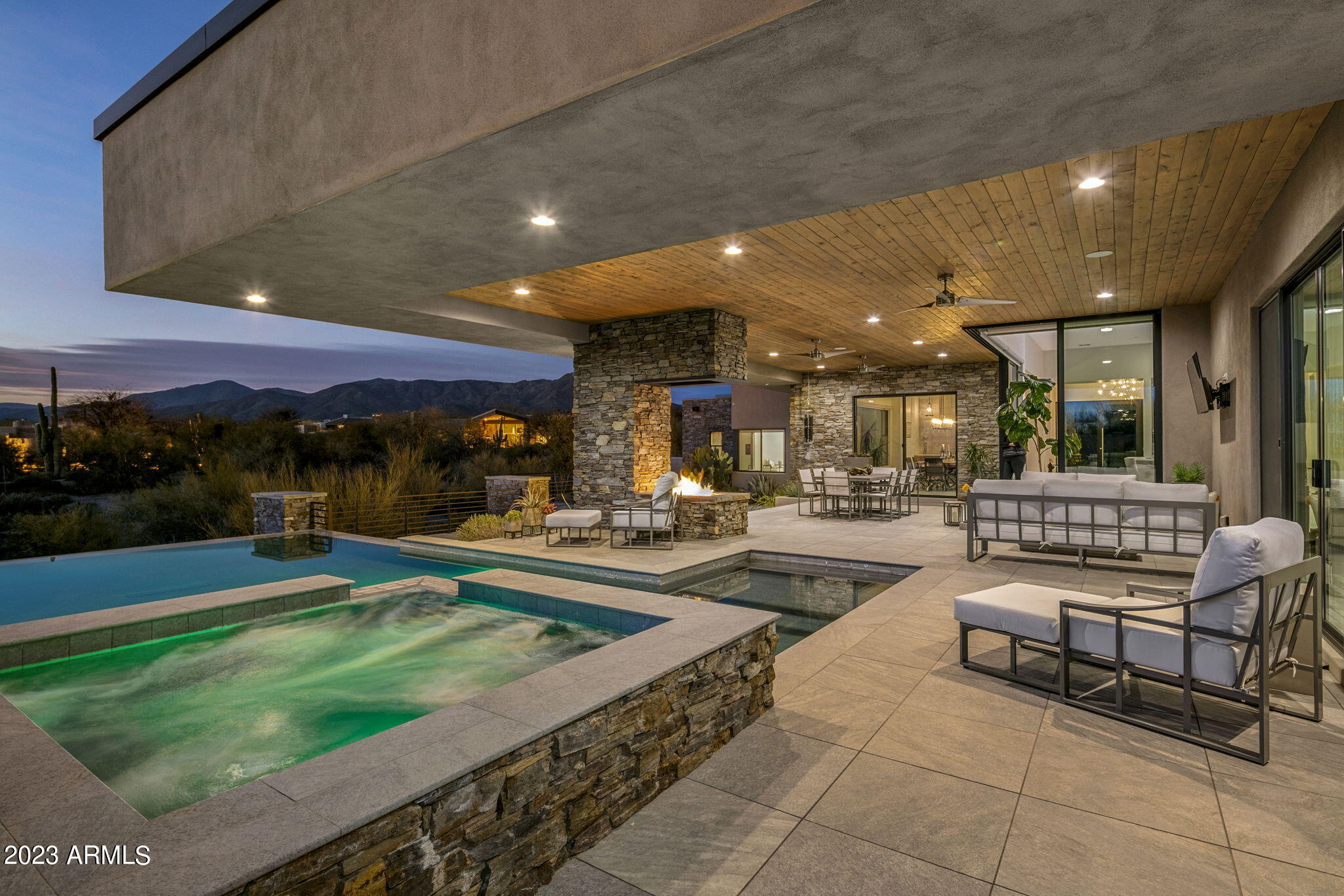 DESERT MOUNTAIN - Residential