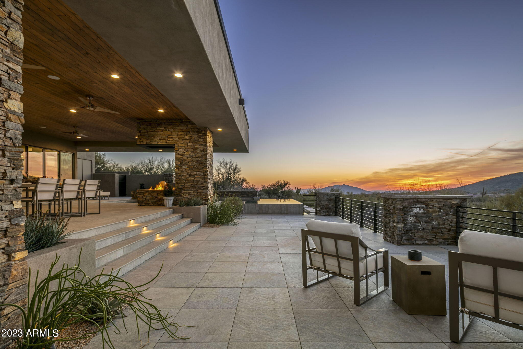 DESERT MOUNTAIN - Residential