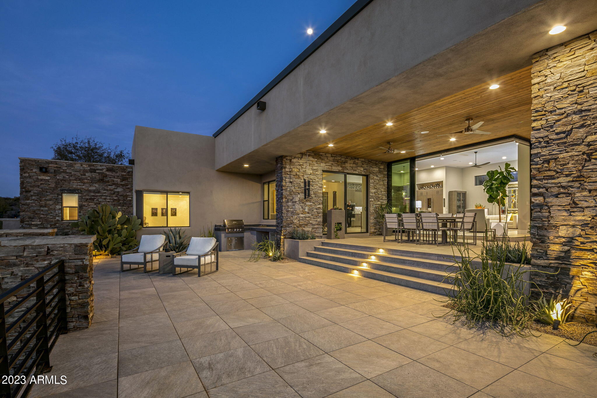 DESERT MOUNTAIN - Residential