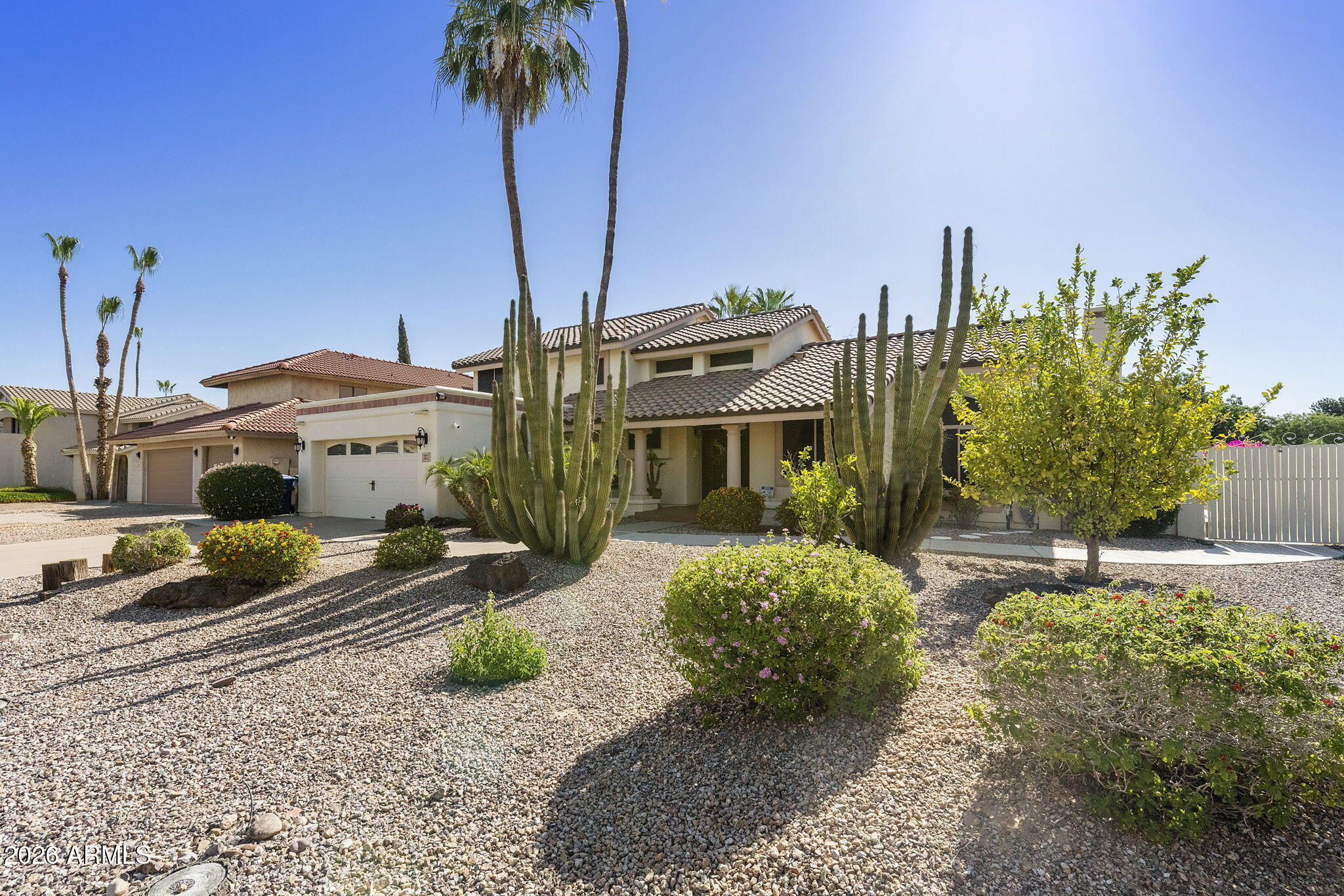 RANCHO DE ARBOLEDA - Residential