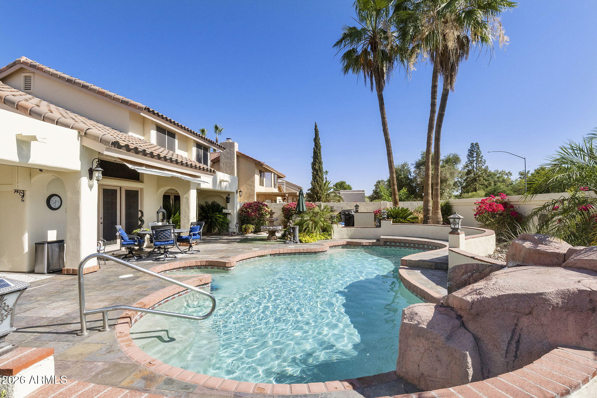 RANCHO DE ARBOLEDA - Residential