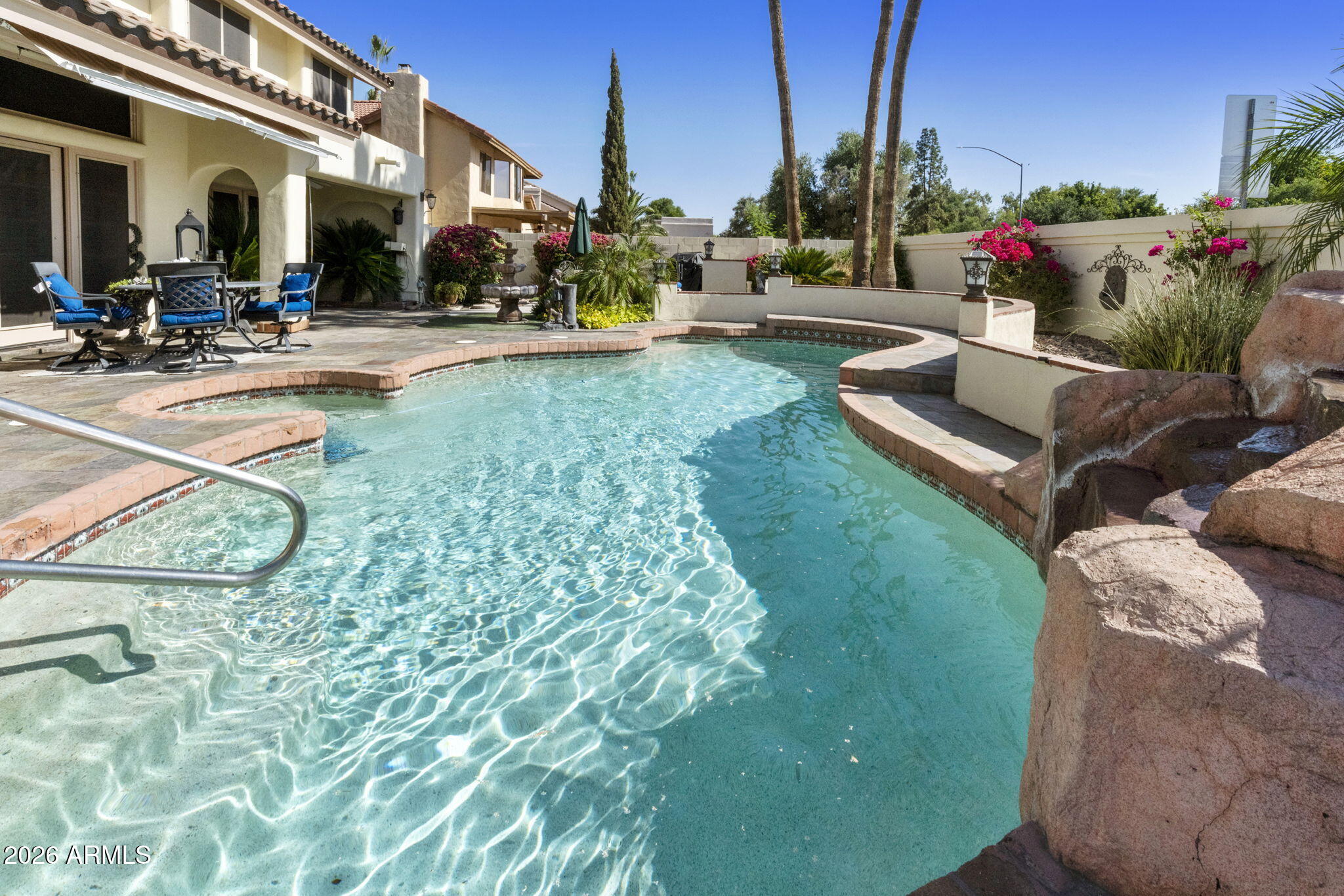 RANCHO DE ARBOLEDA - Residential
