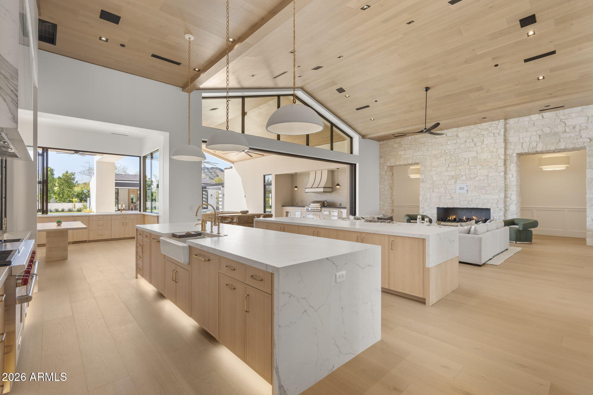 PEBBLE RIDGE - Residential