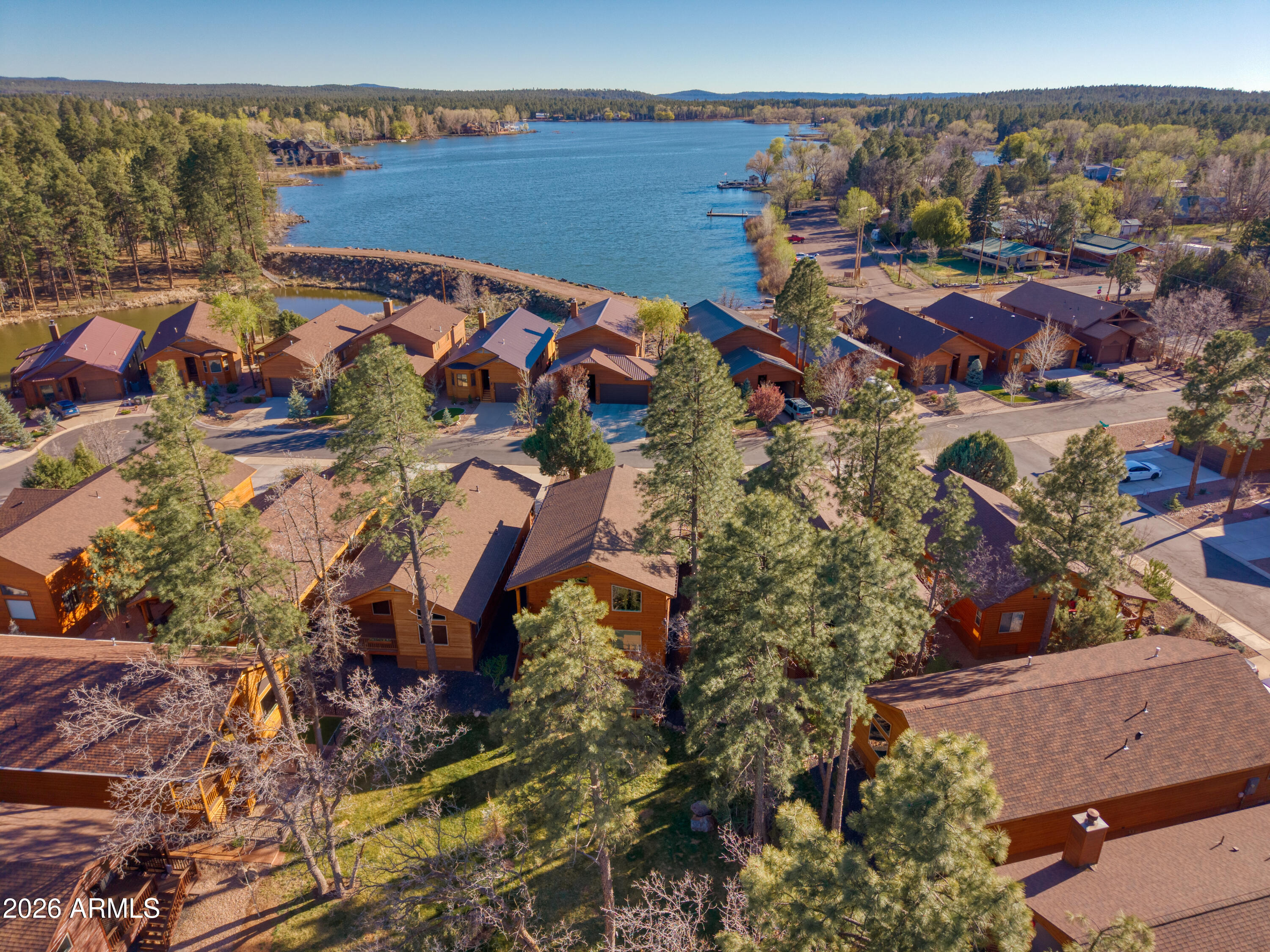 CREEKSIDE - Residential