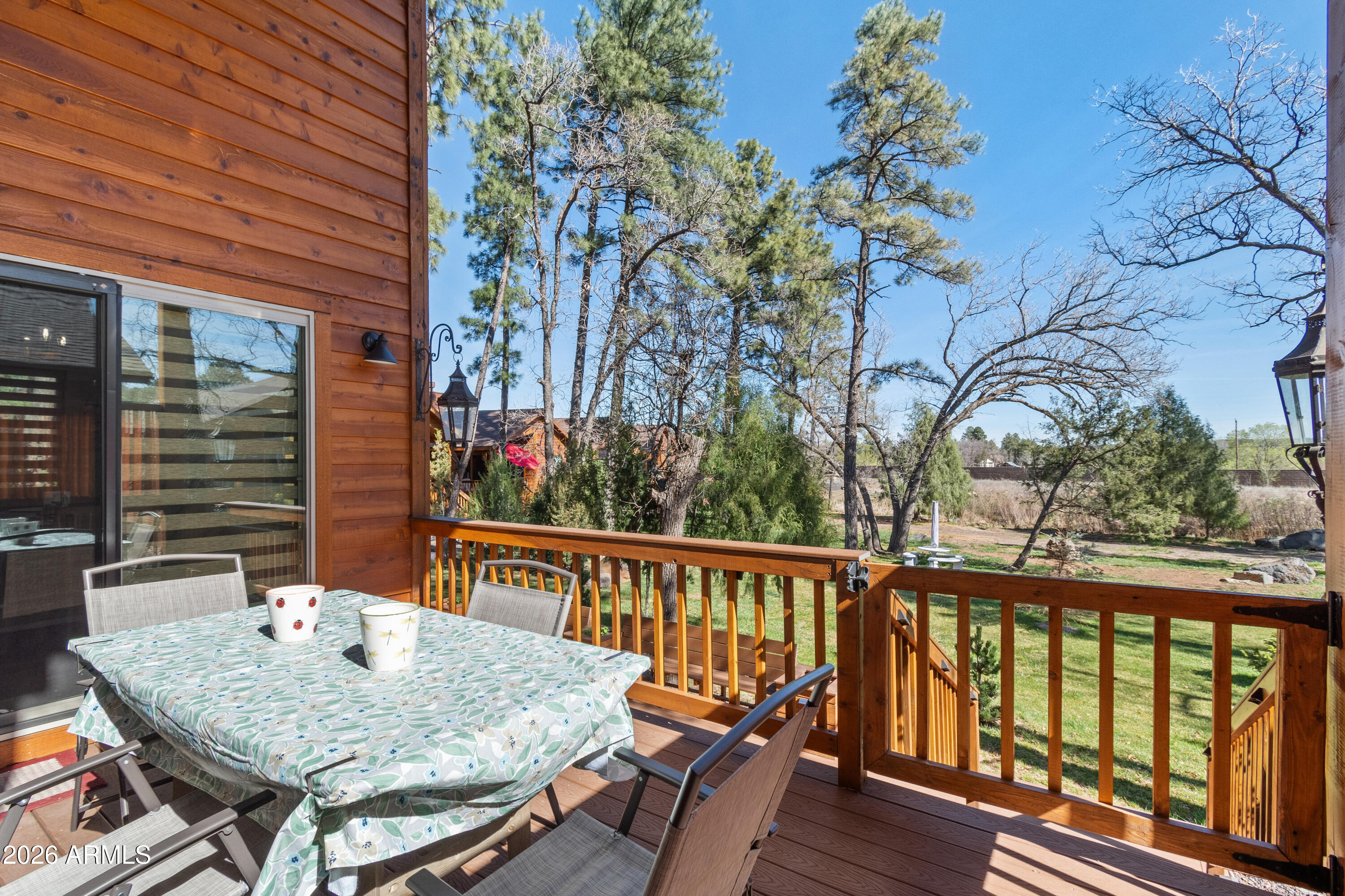 CREEKSIDE - Residential