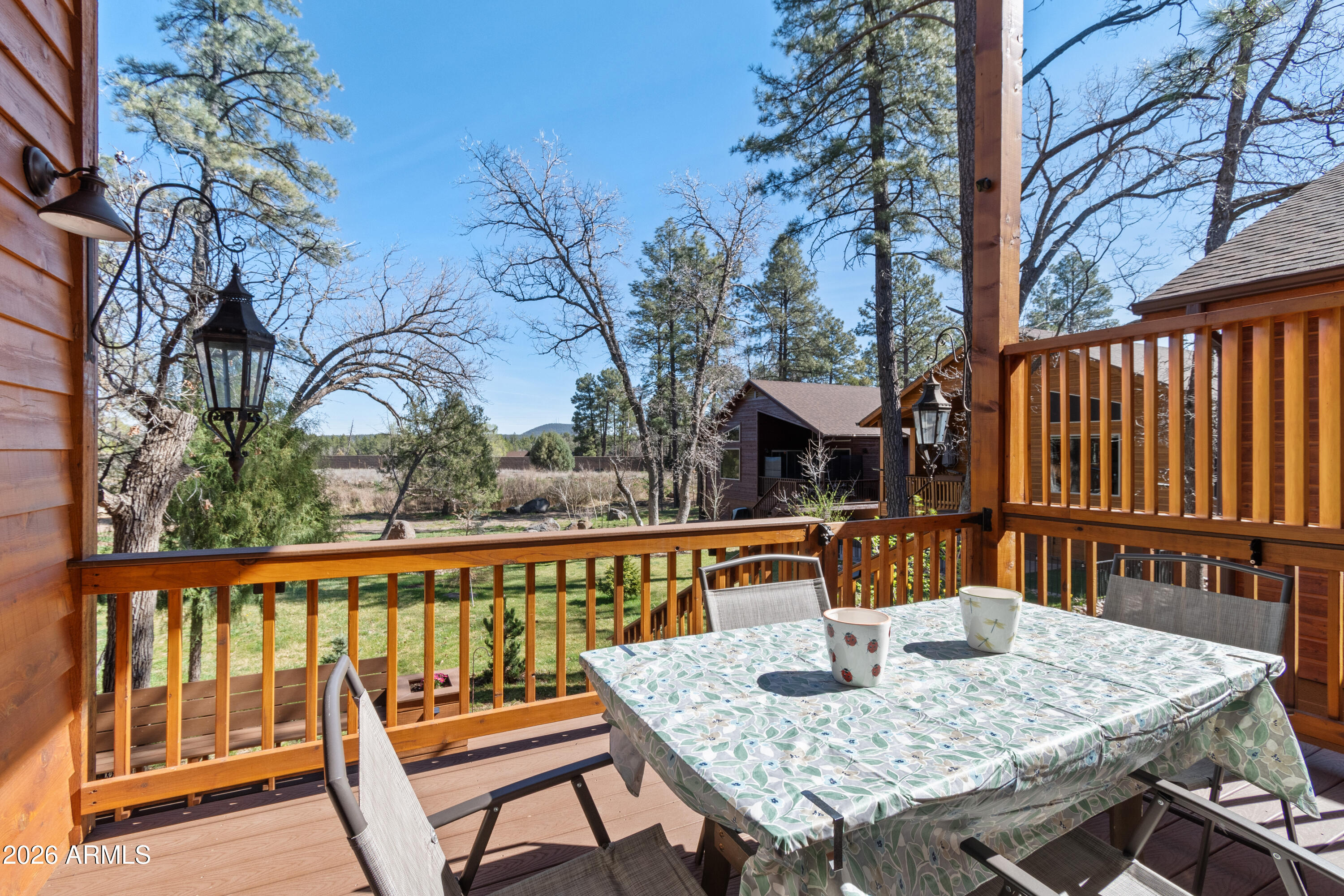 CREEKSIDE - Residential