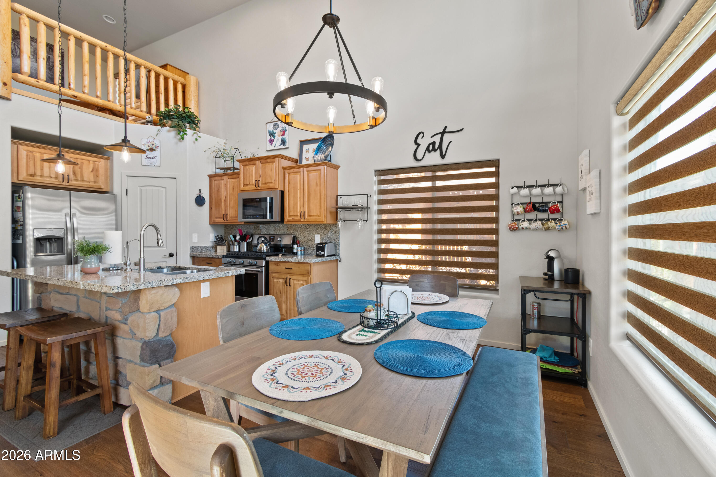 CREEKSIDE - Residential