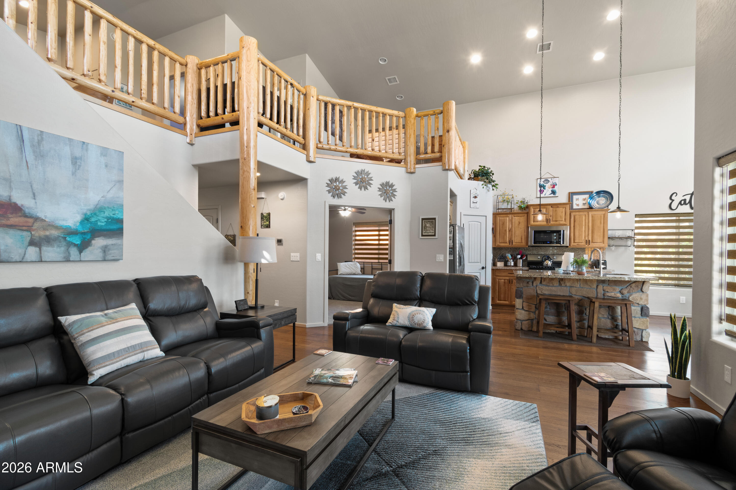 CREEKSIDE - Residential