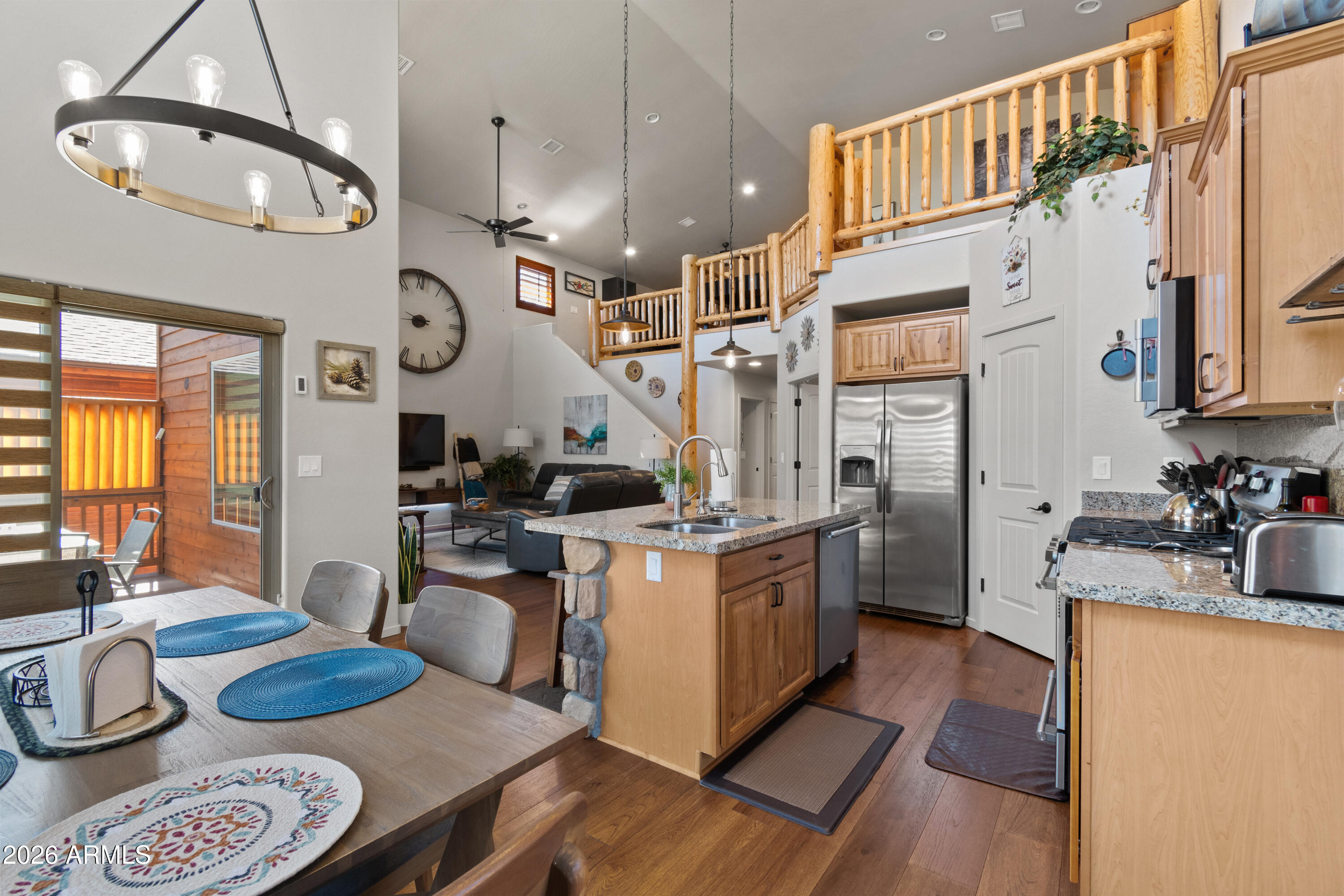 CREEKSIDE - Residential