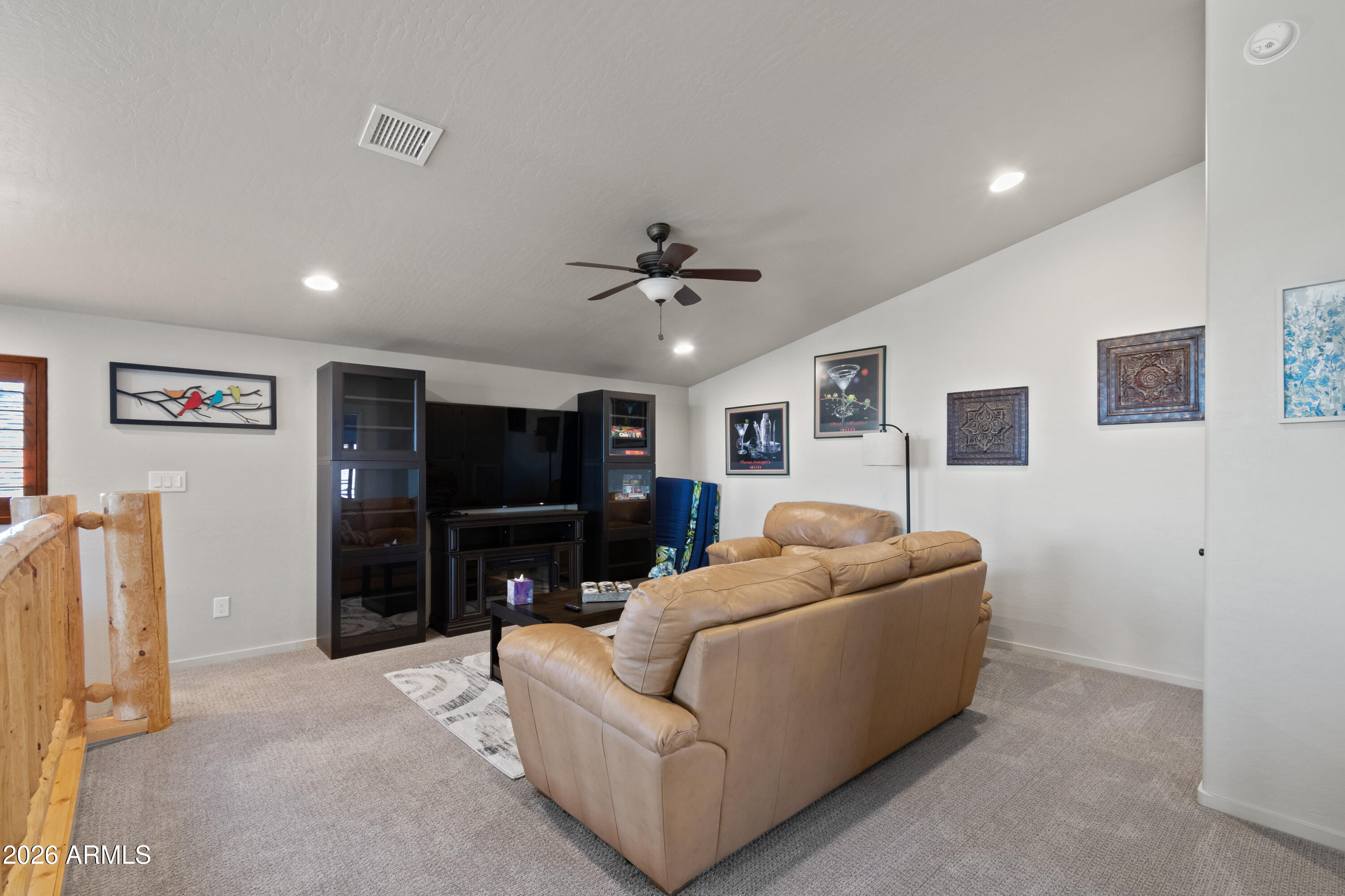 CREEKSIDE - Residential
