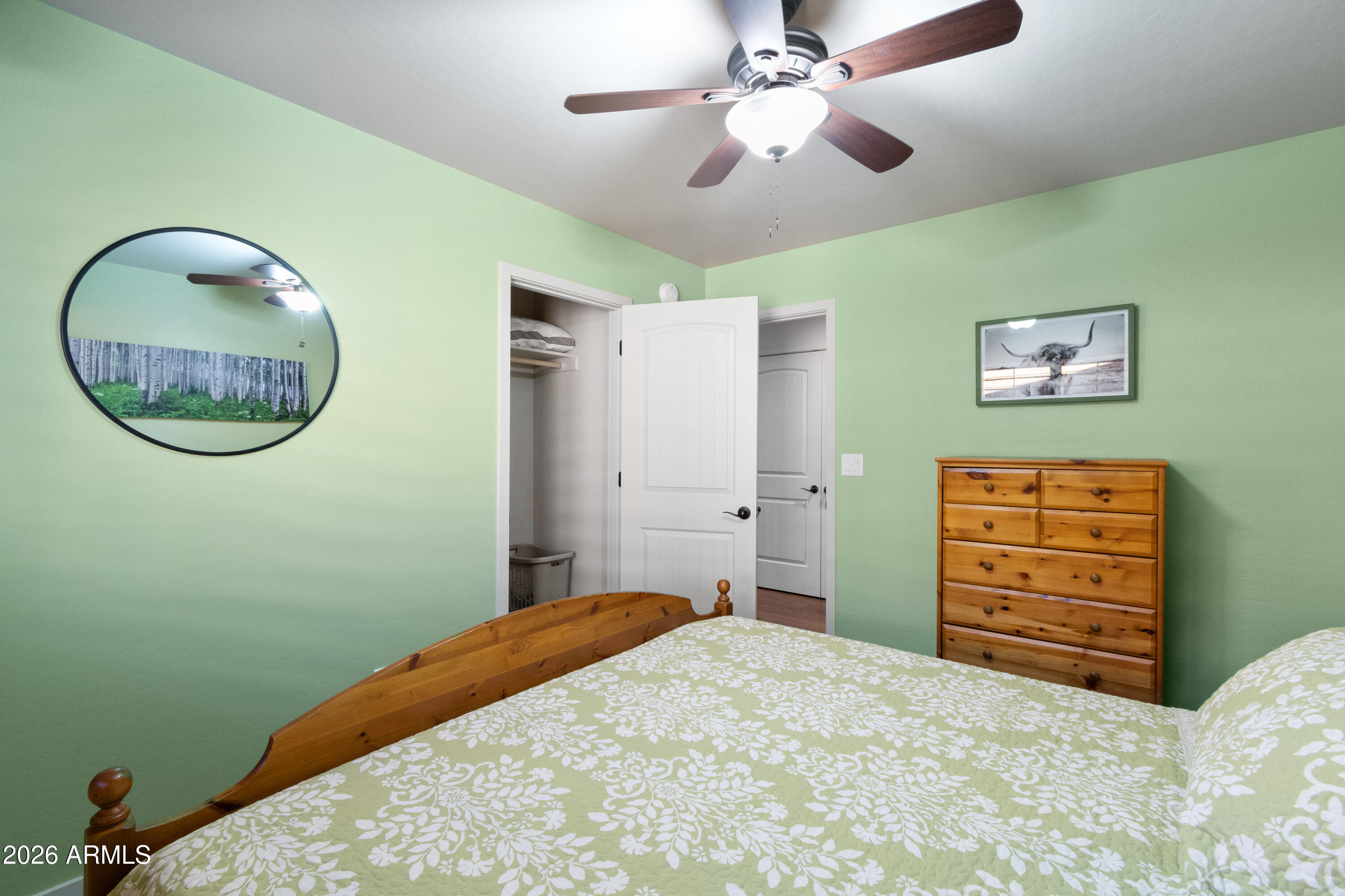 CREEKSIDE - Residential
