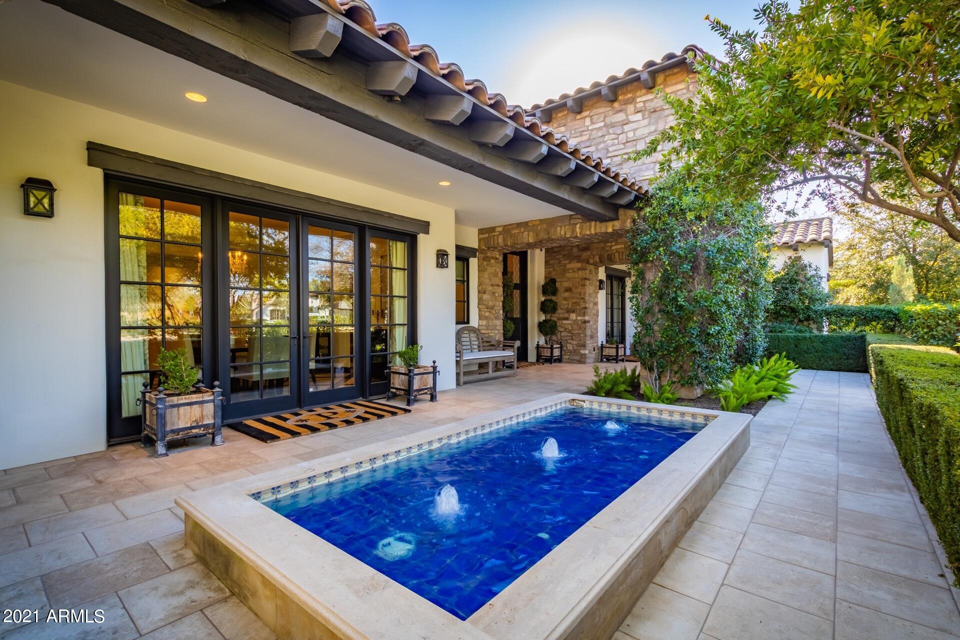 6500 CAMELBACK AMD - Residential