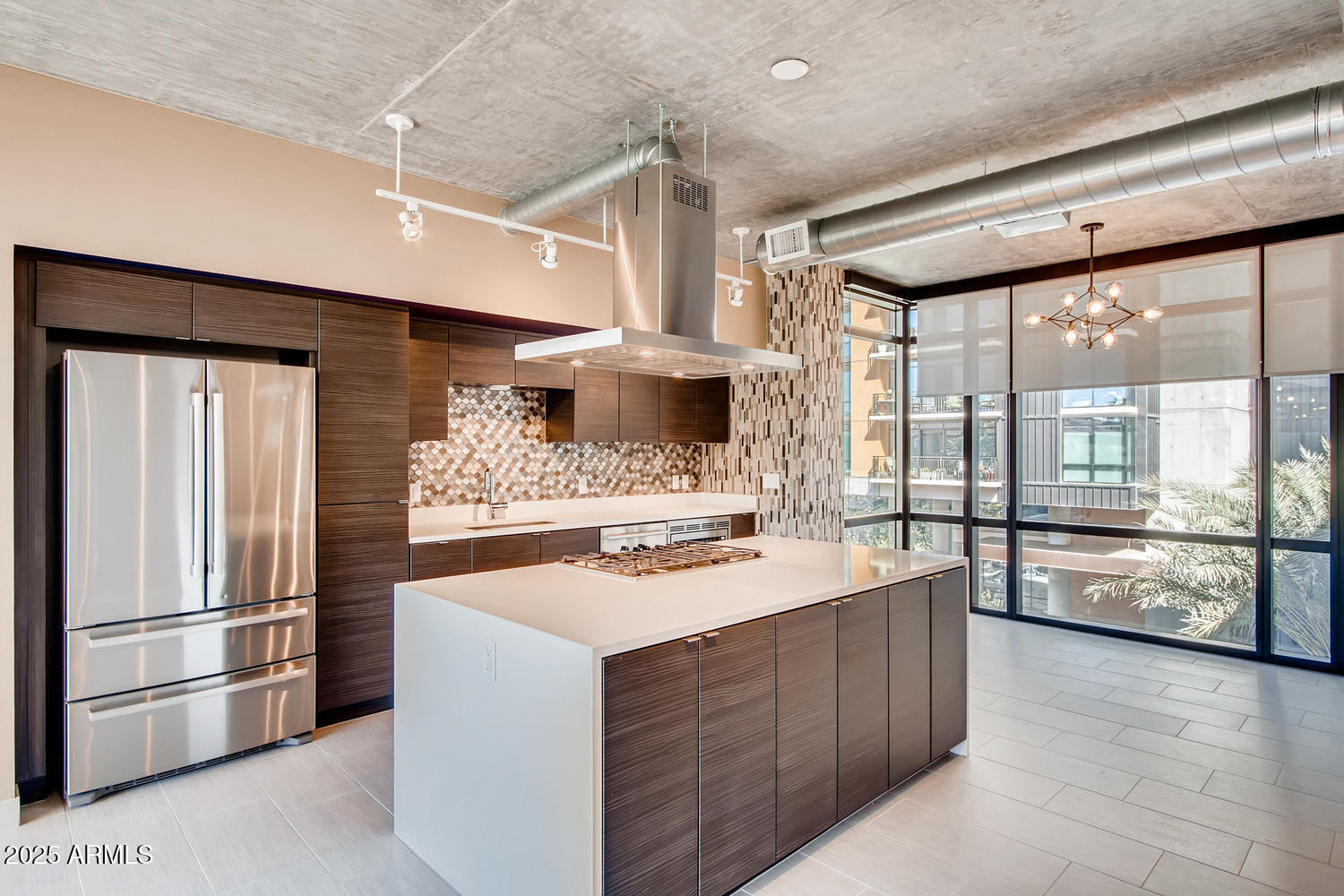 PORTLAND ON THE PARK CONDOMINIUMS 1ST AMD - Residential Lease
