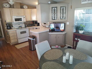 VILLAGES AT LYNX CREEK - Residential