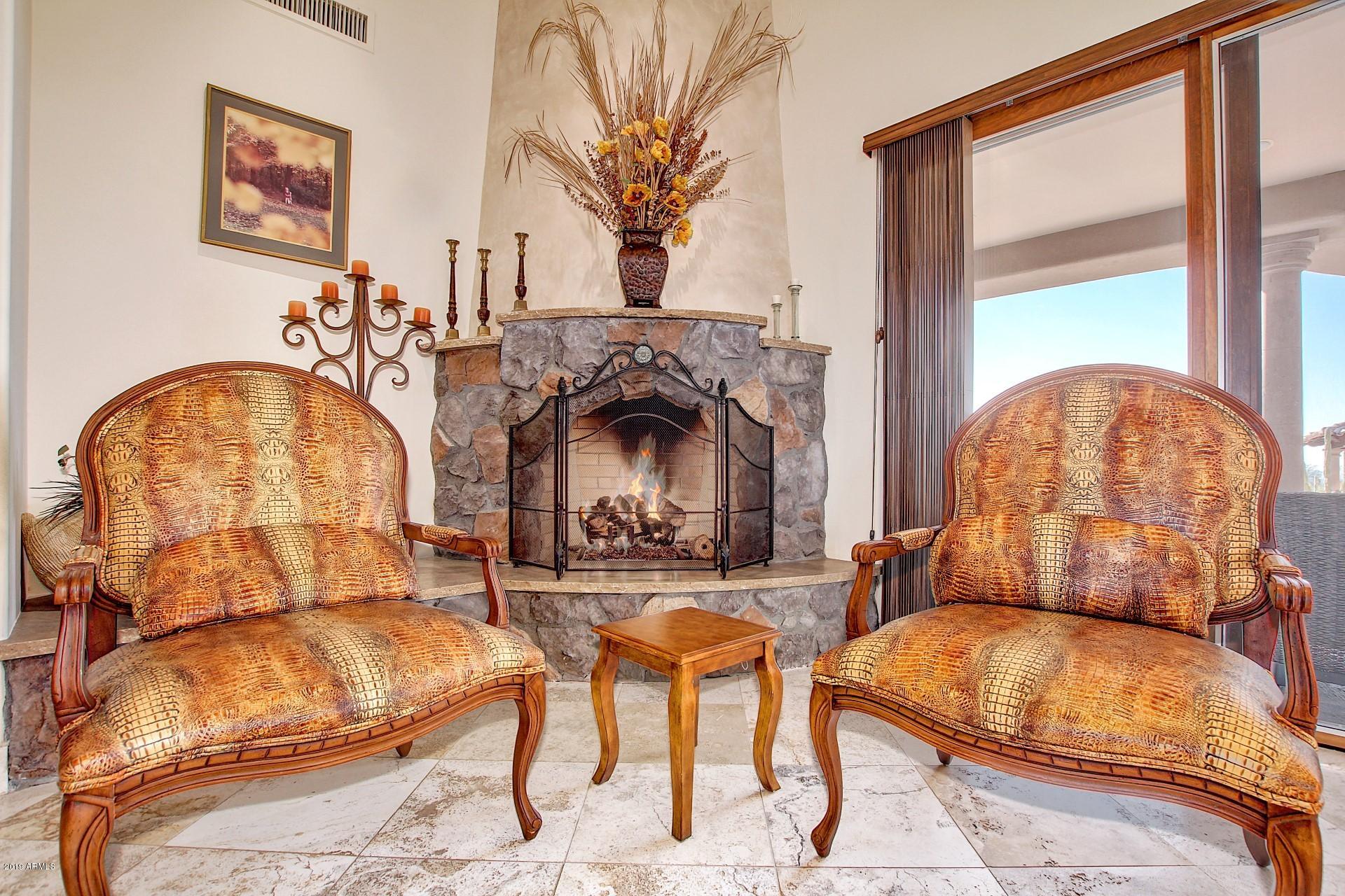 PINNACLE PEAK HEIGHTS - Residential