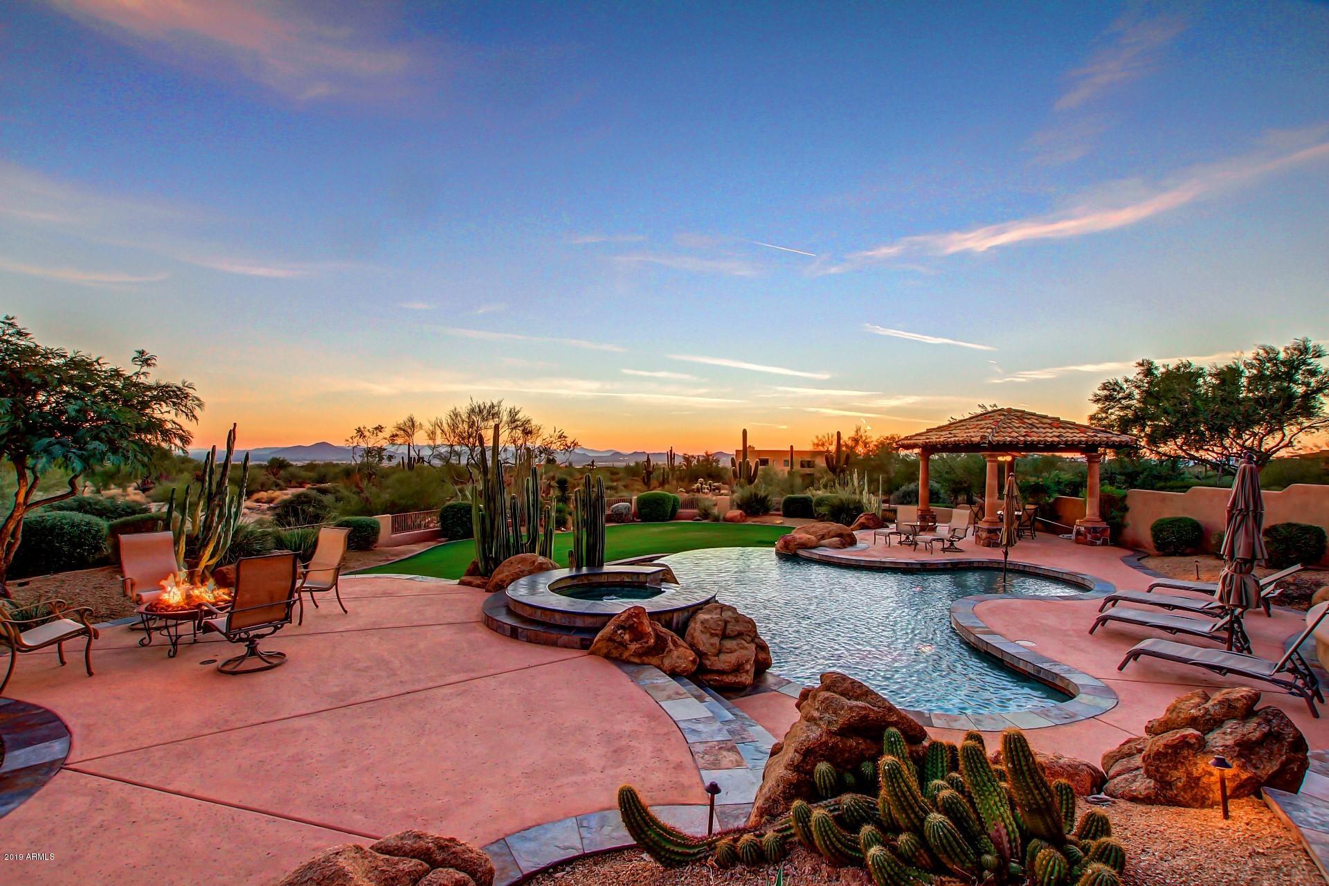 PINNACLE PEAK HEIGHTS - Residential