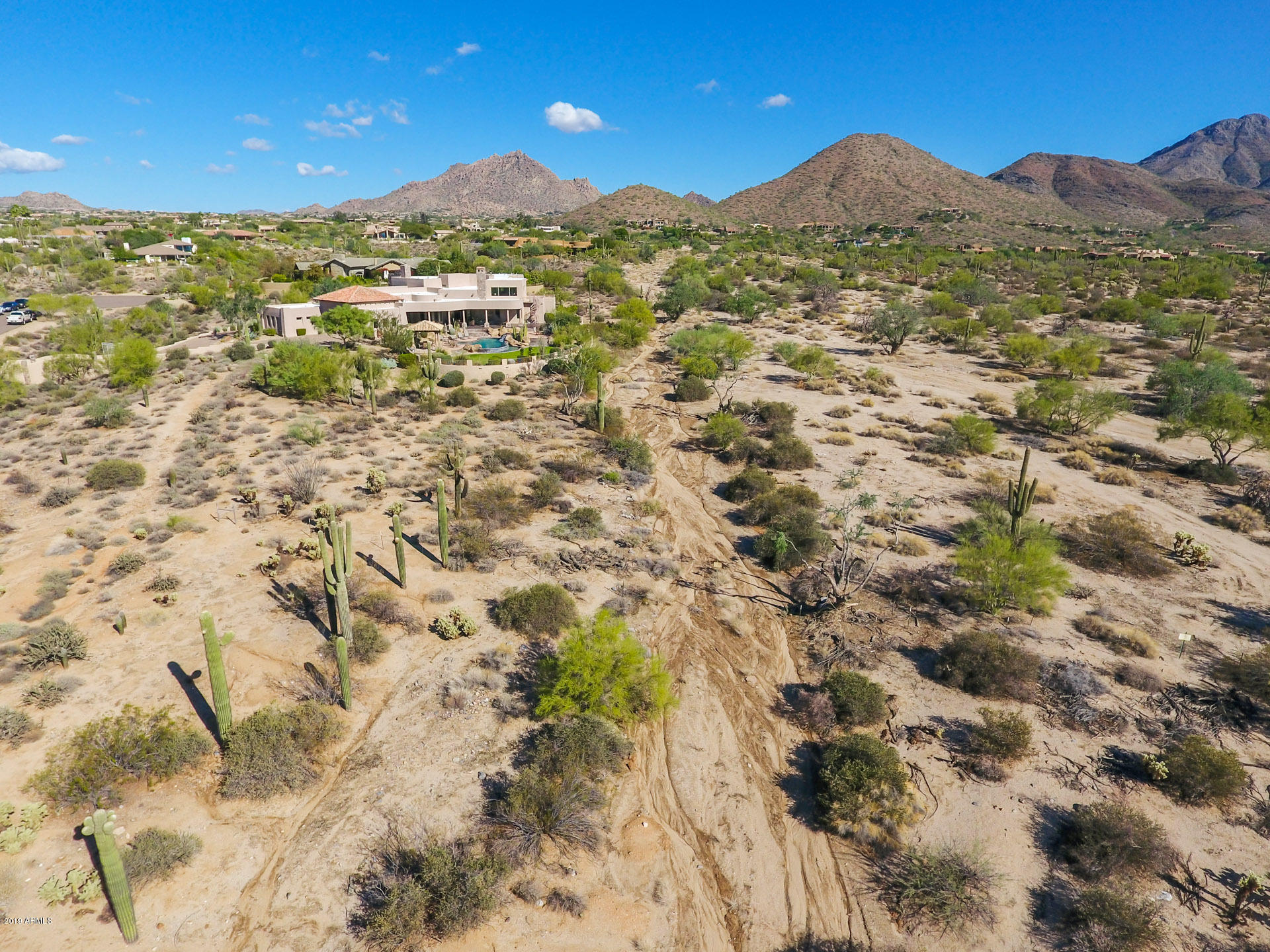 PINNACLE PEAK HEIGHTS - Residential
