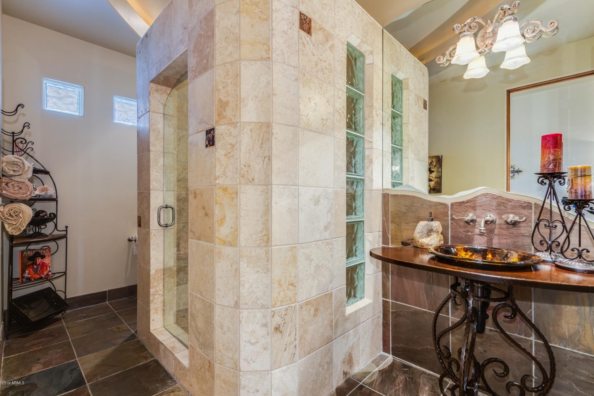 PINNACLE PEAK HEIGHTS - Residential