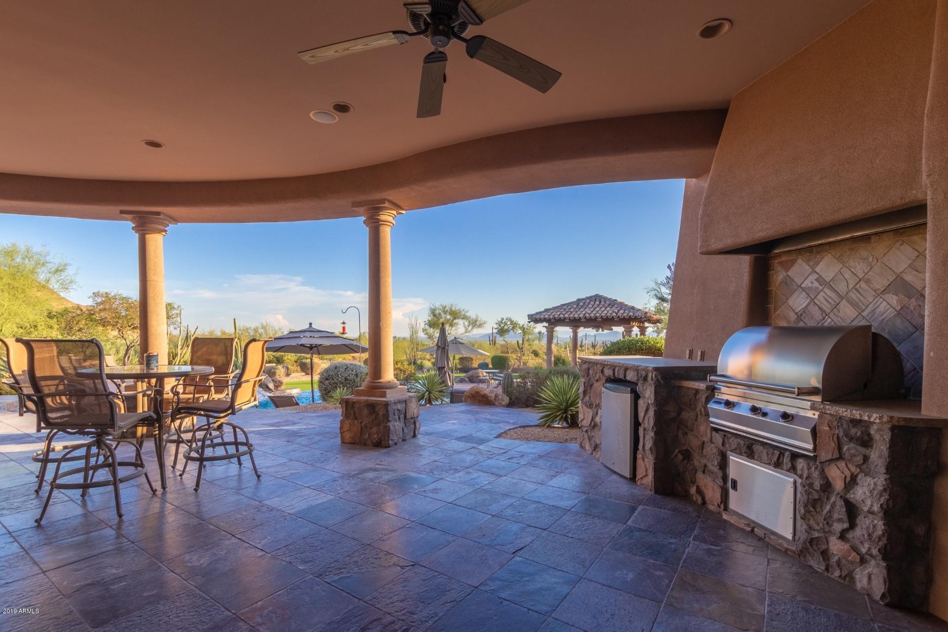 PINNACLE PEAK HEIGHTS - Residential