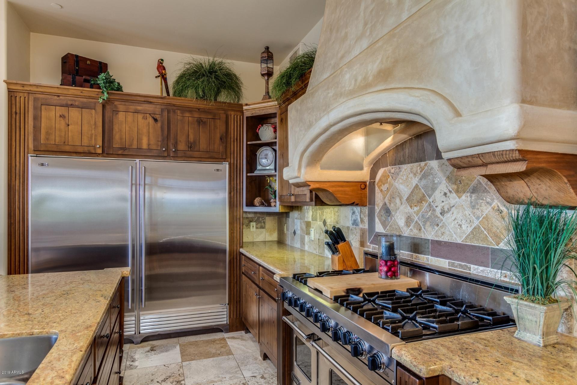PINNACLE PEAK HEIGHTS - Residential