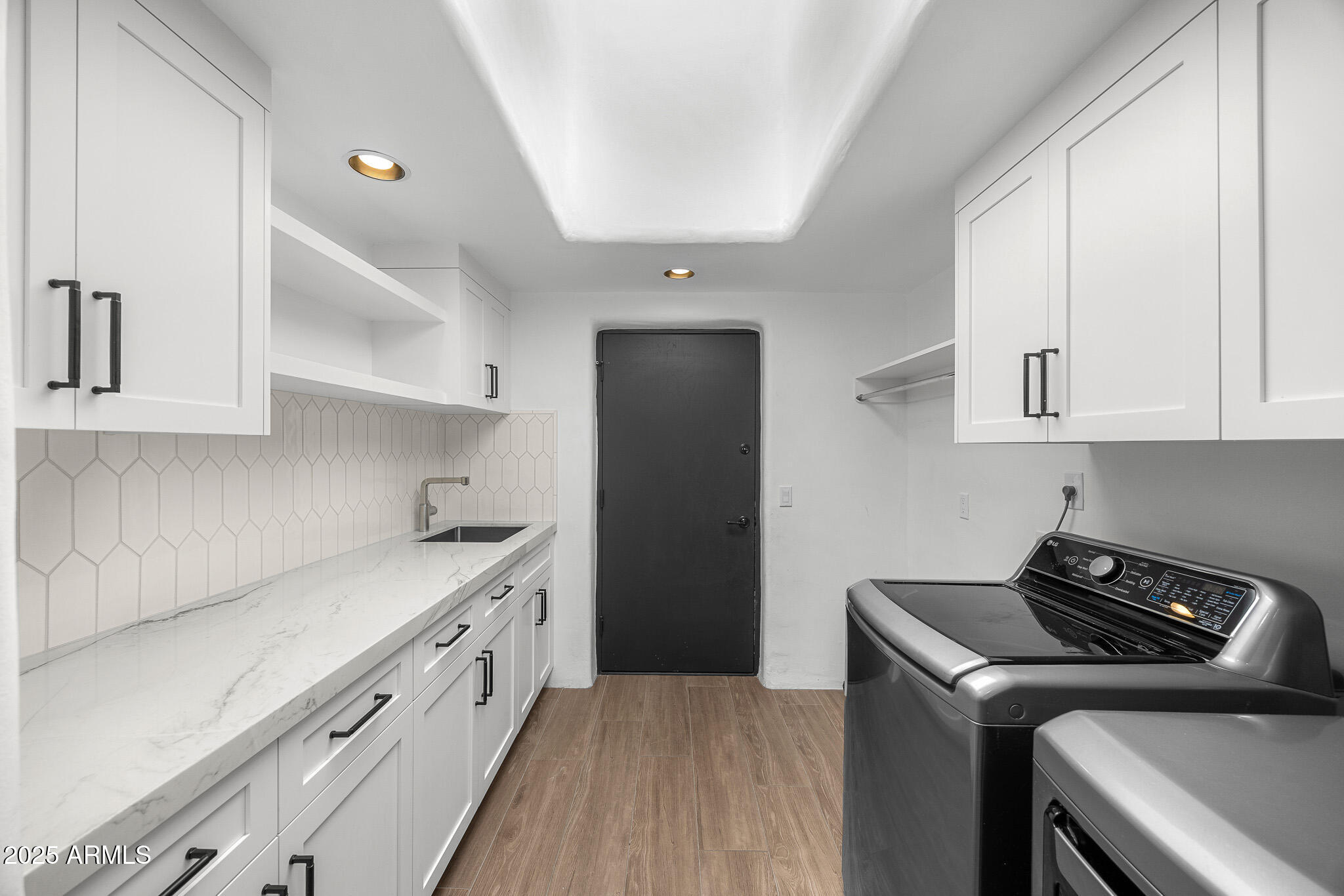 CAMELBACK COUNTRY ESTATES UNIT 2 - Residential
