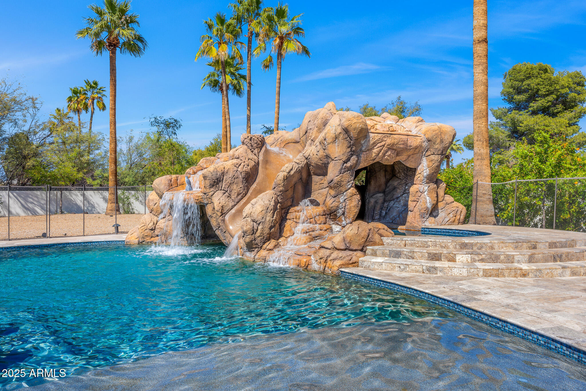 CAMELBACK COUNTRY ESTATES UNIT 2 - Residential
