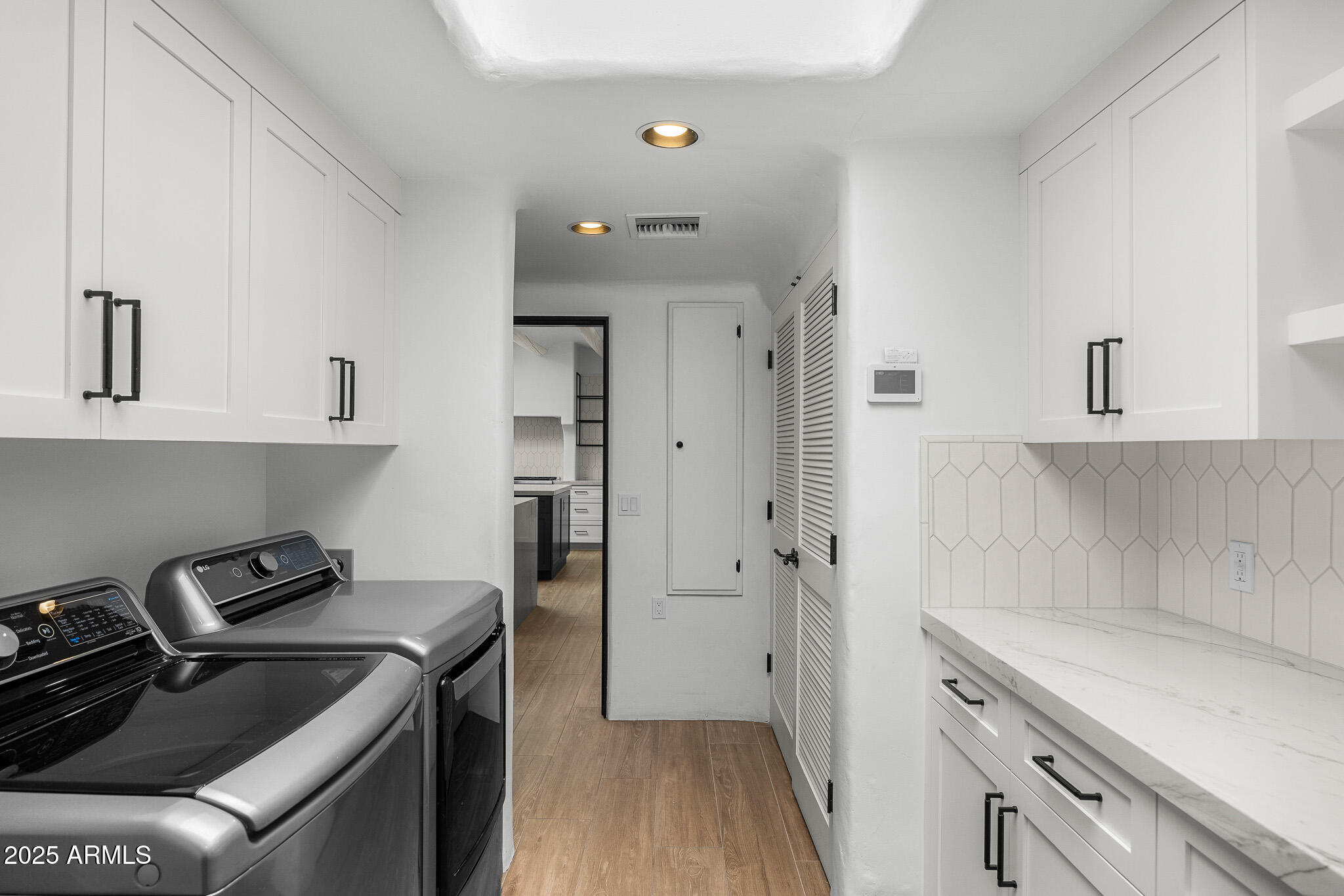 CAMELBACK COUNTRY ESTATES UNIT 2 - Residential