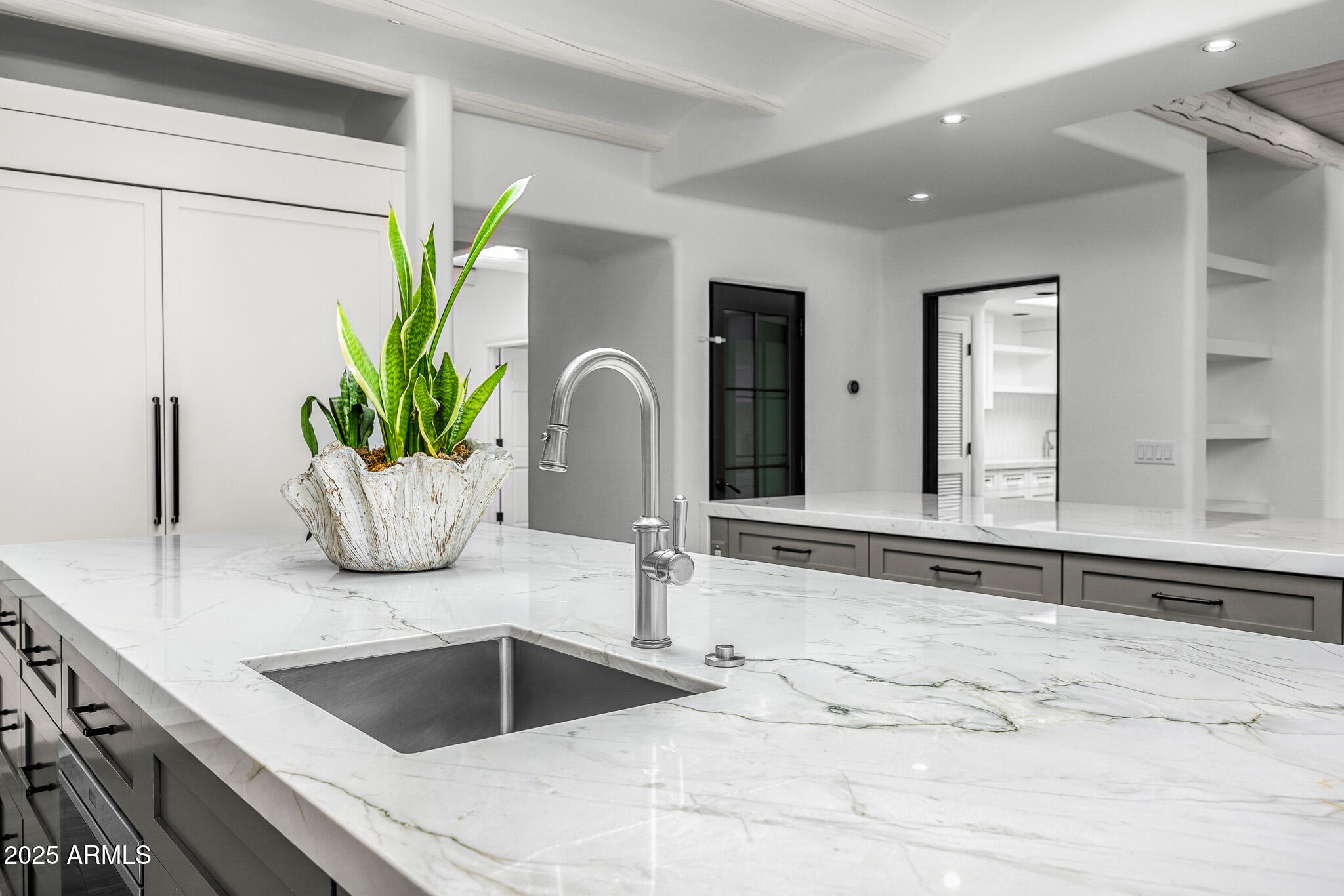 CAMELBACK COUNTRY ESTATES UNIT 2 - Residential