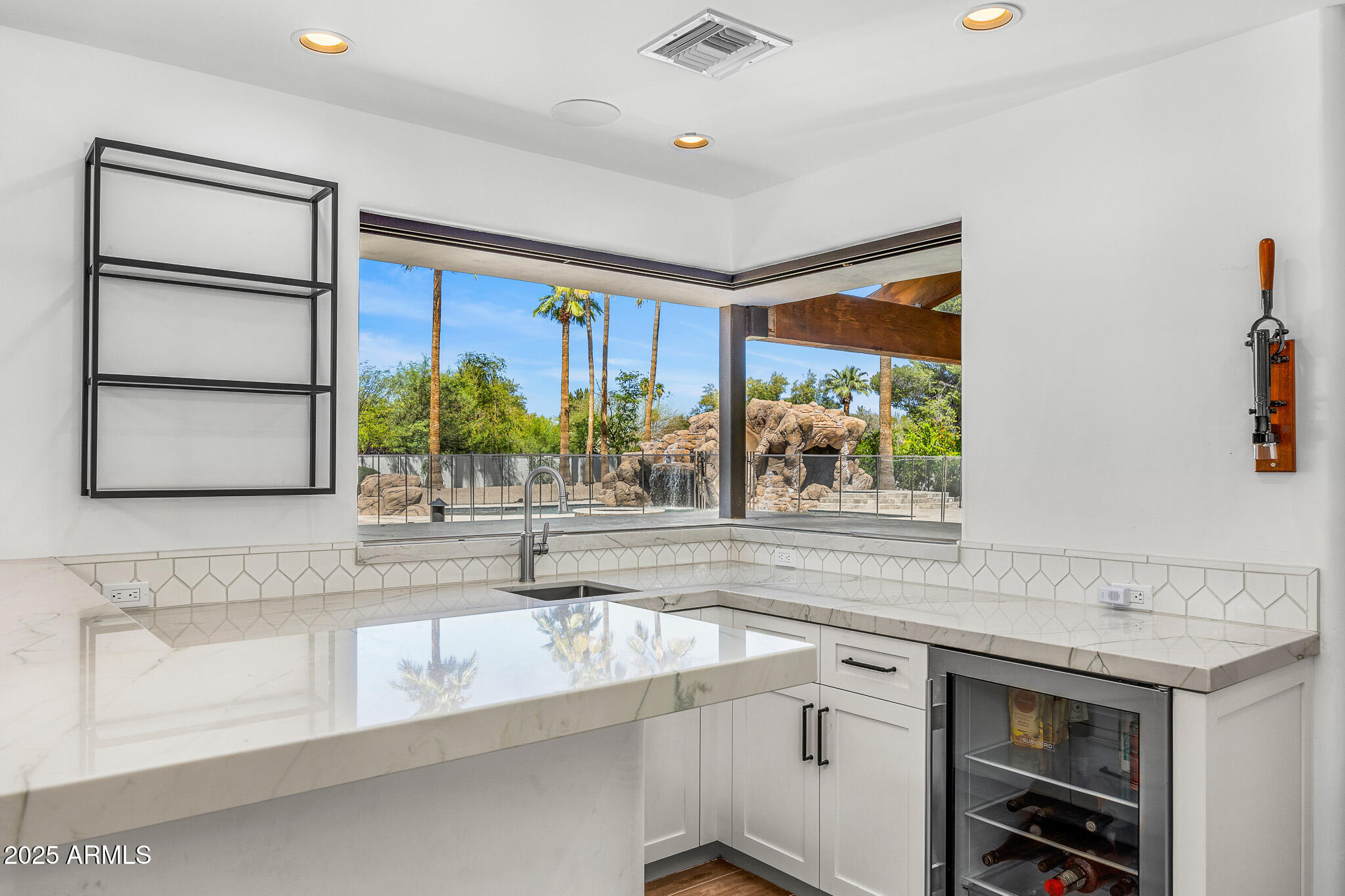 CAMELBACK COUNTRY ESTATES UNIT 2 - Residential