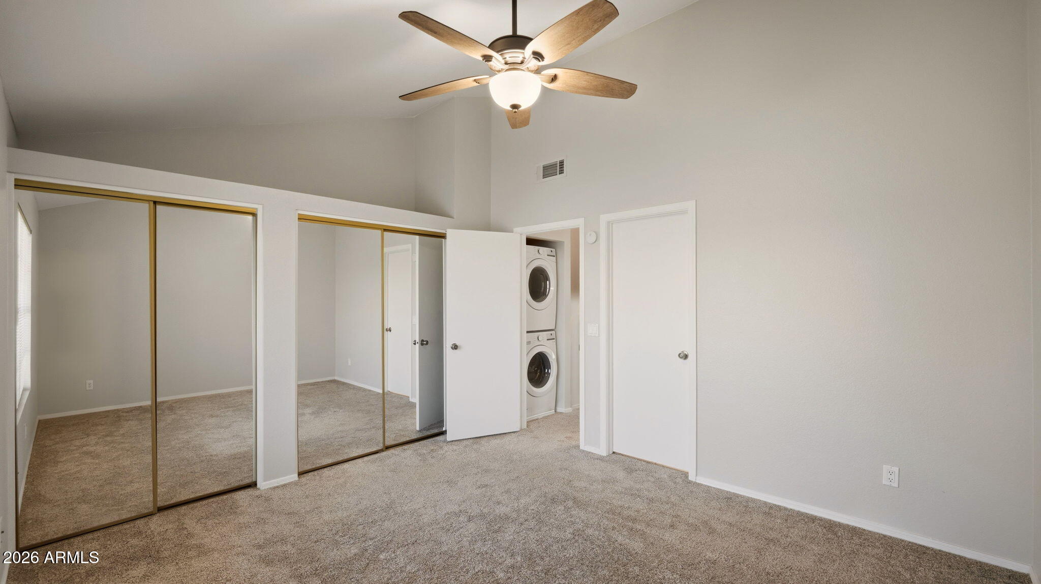 DISCOVERY AT CONTINENTAL ORCHARD-B - Residential Lease
