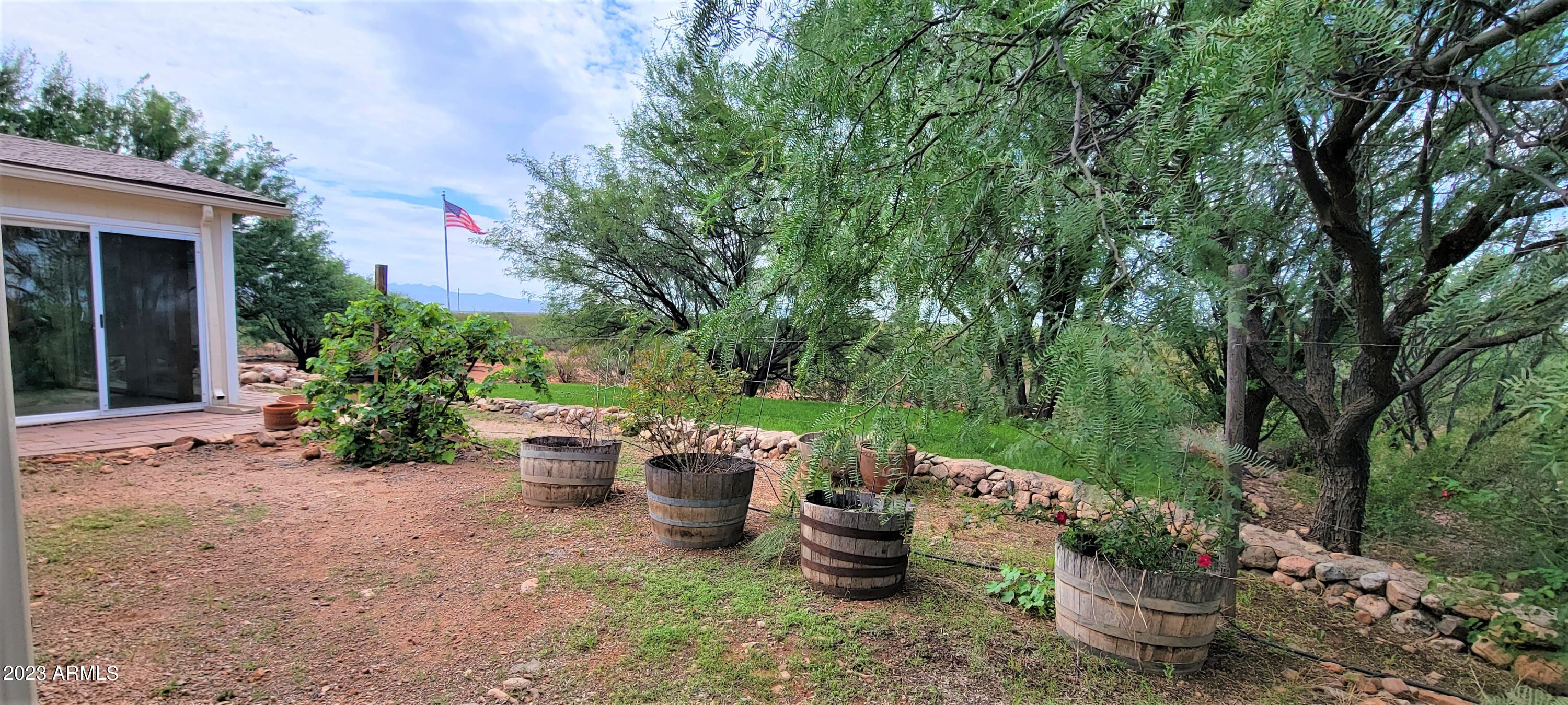 HIGH KNOLL RANCHES - Residential
