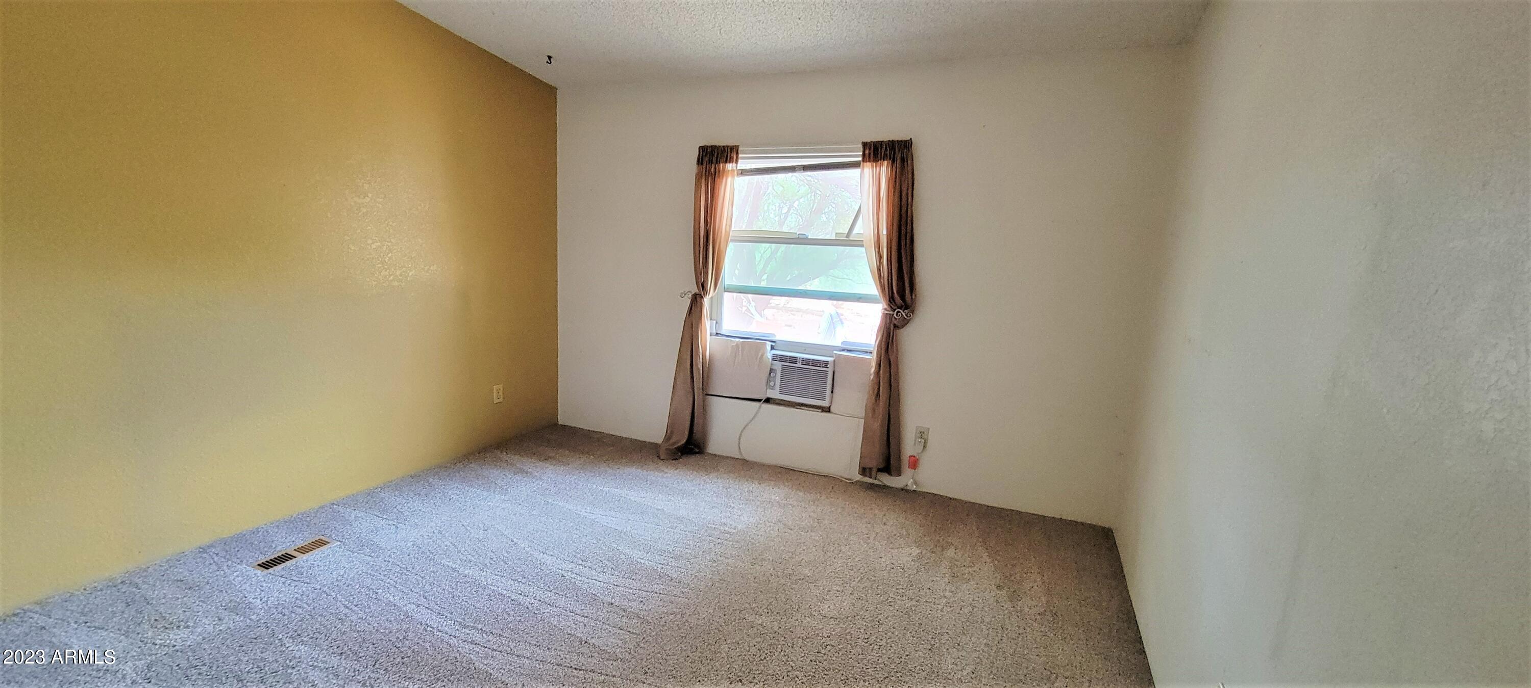 HIGH KNOLL RANCHES - Residential