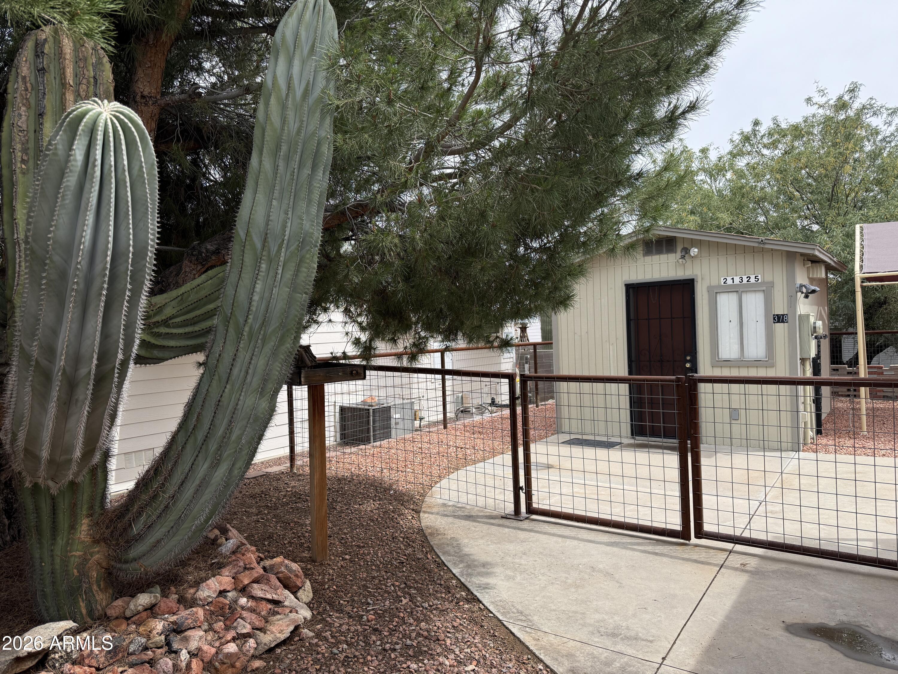 ESCAPEES AT NORTH RANCH - Residential