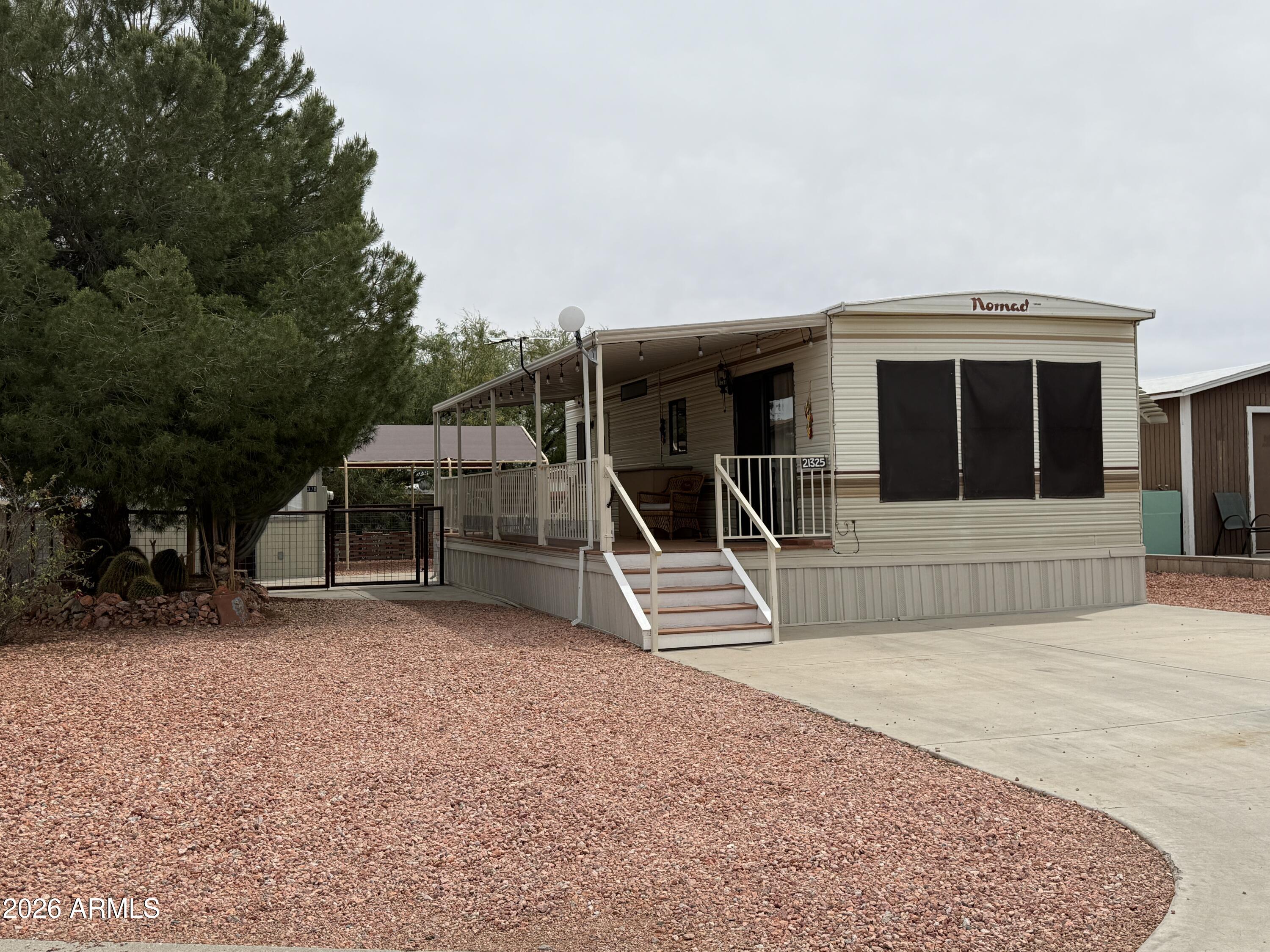 ESCAPEES AT NORTH RANCH - Residential