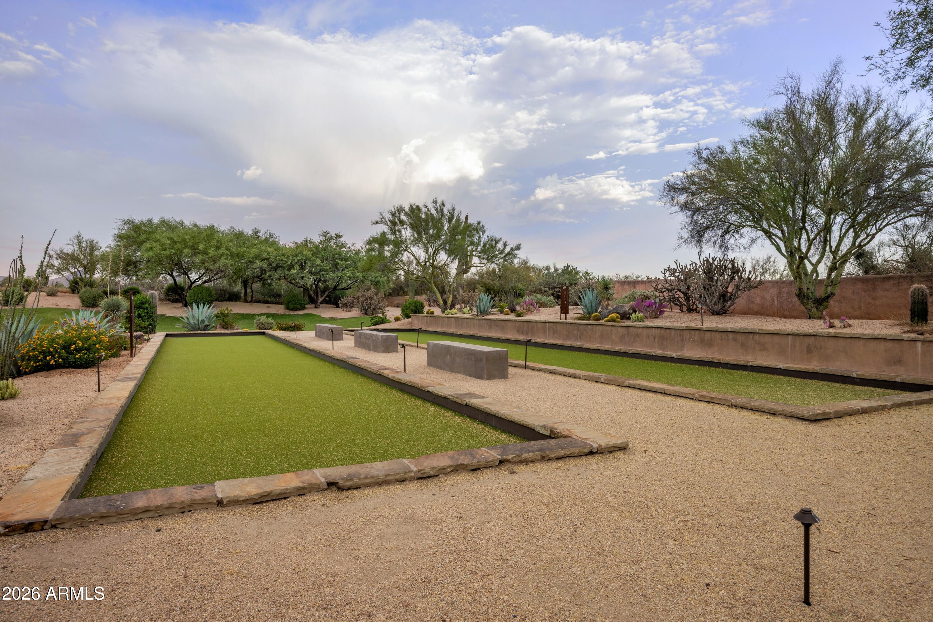 WHISPER ROCK UNIT 2 - Land