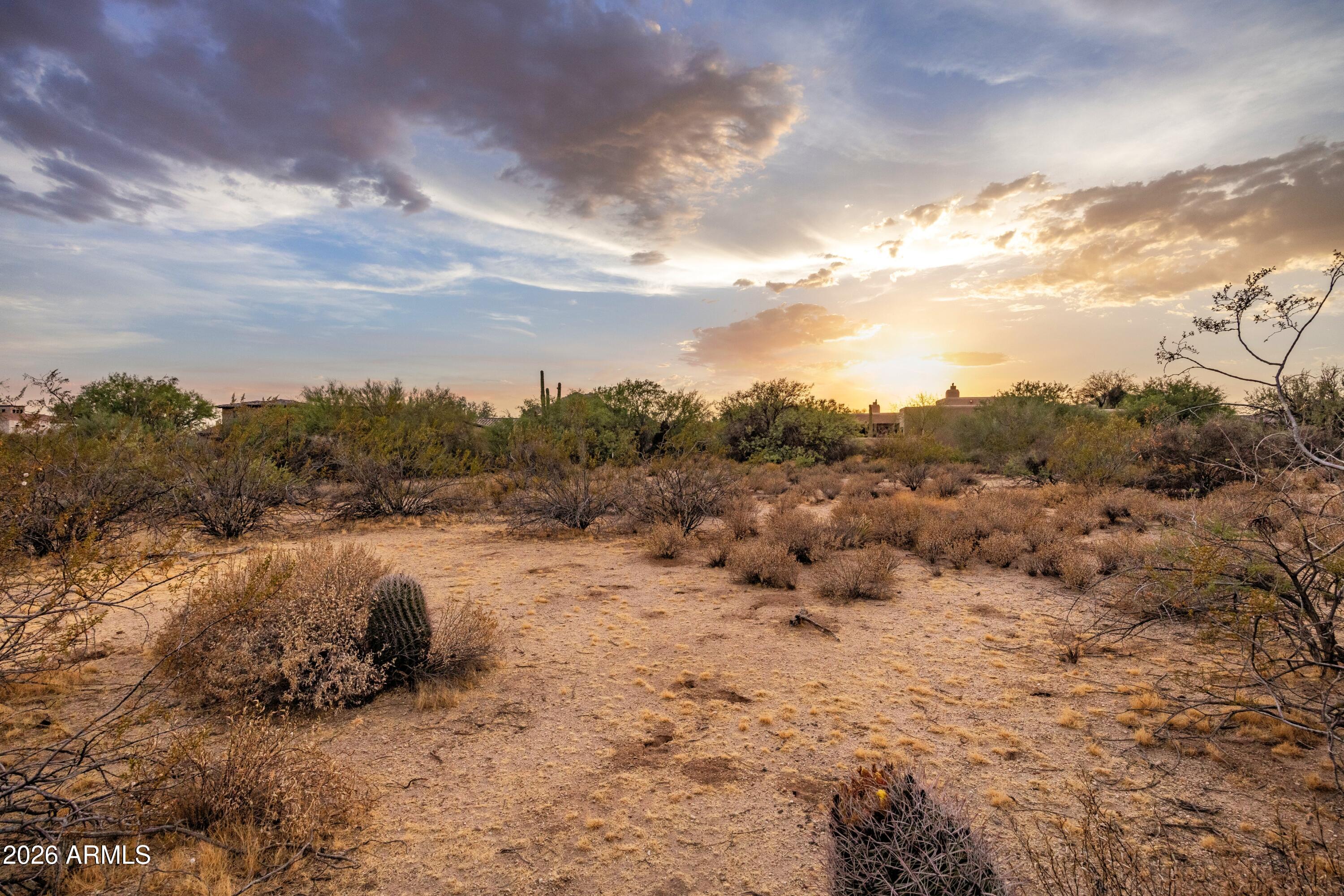 WHISPER ROCK UNIT 2 - Land