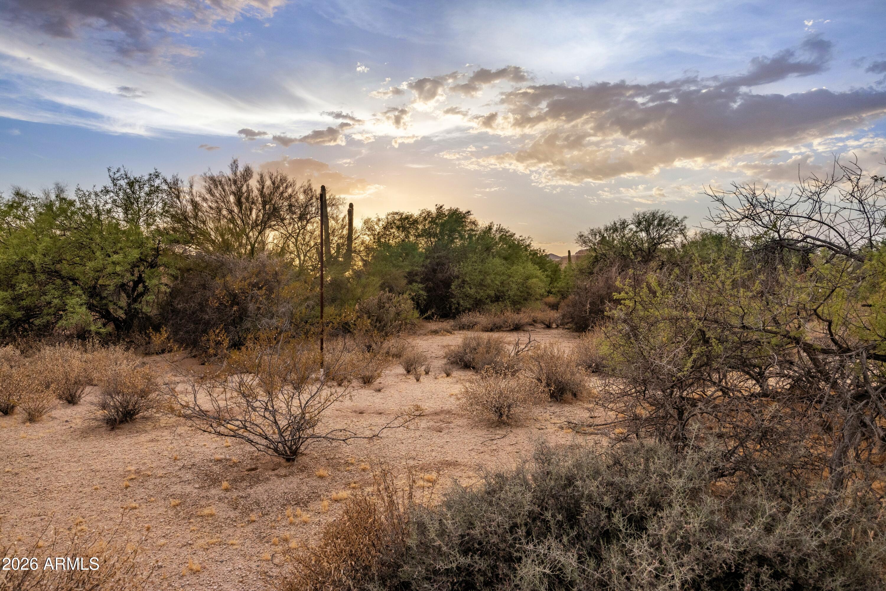 WHISPER ROCK UNIT 2 - Land