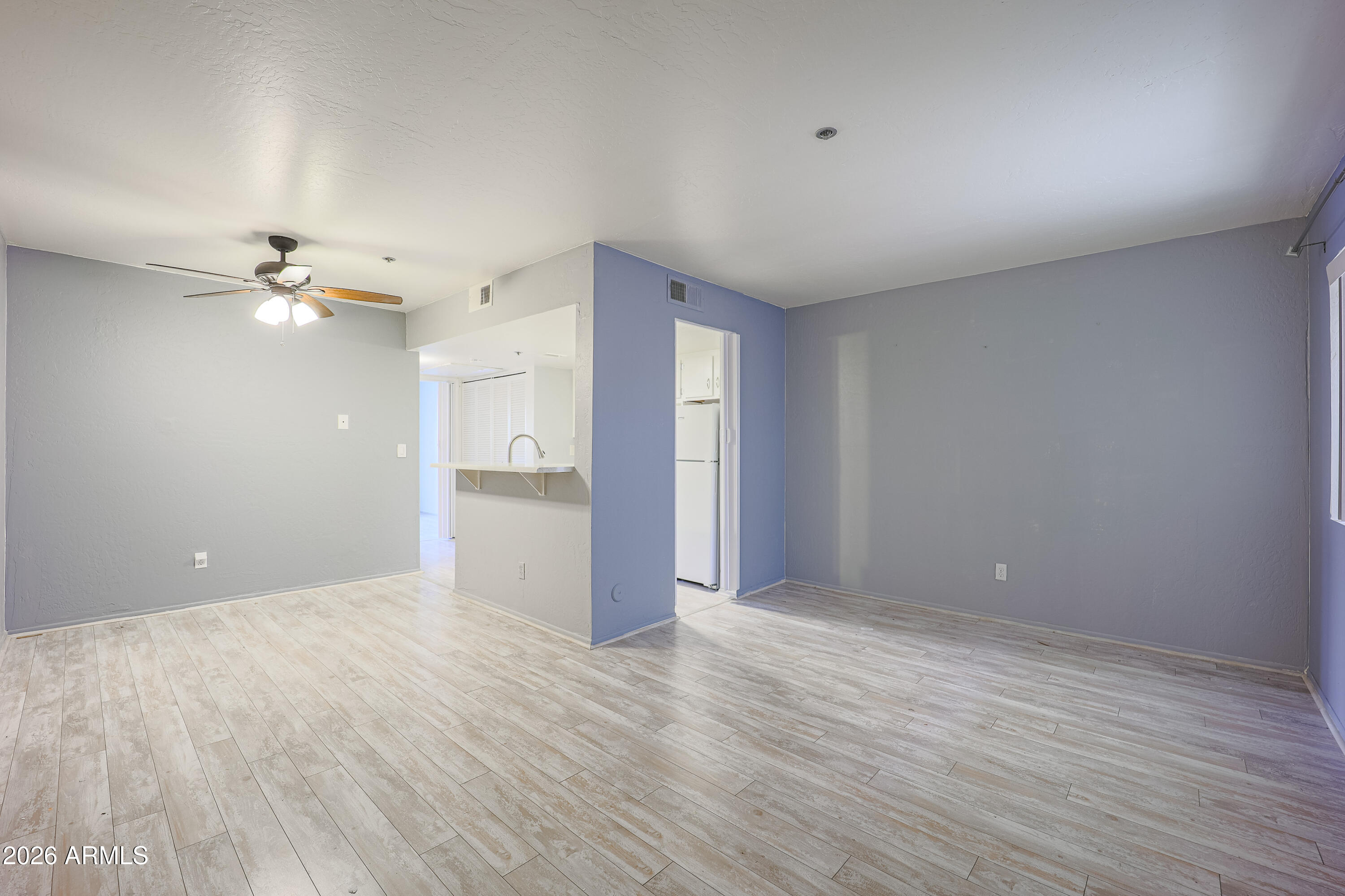 CLIFFS CONDOMINIUM - Residential